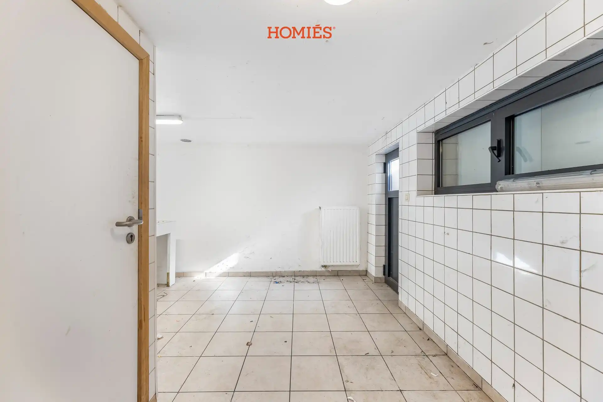 Te renoveren handelspand op toplocatie foto 10