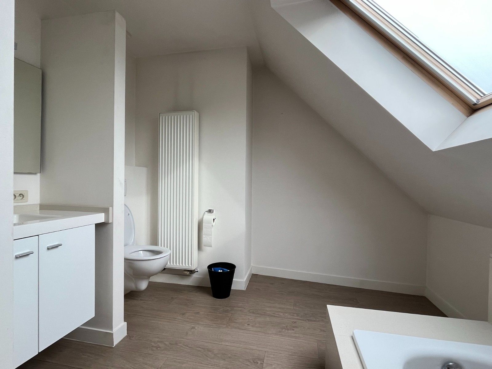 Ruim, zeer centraal  duplexappartement met 3 kamers foto 9
