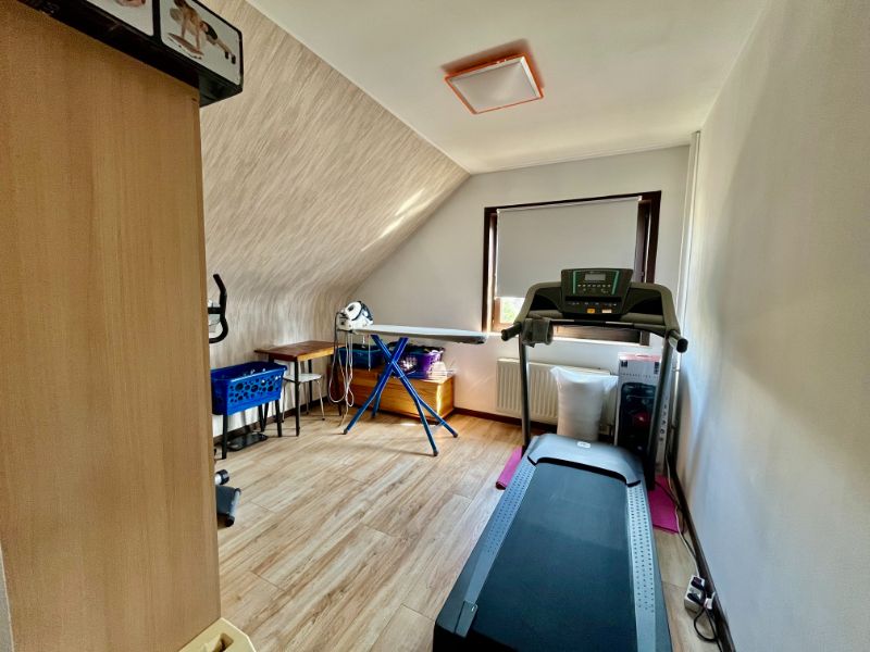HALFOPEN BEBOUWING MET DRIE SLAAPKAMERS EN GARAGE TE WONDELGEM foto 12