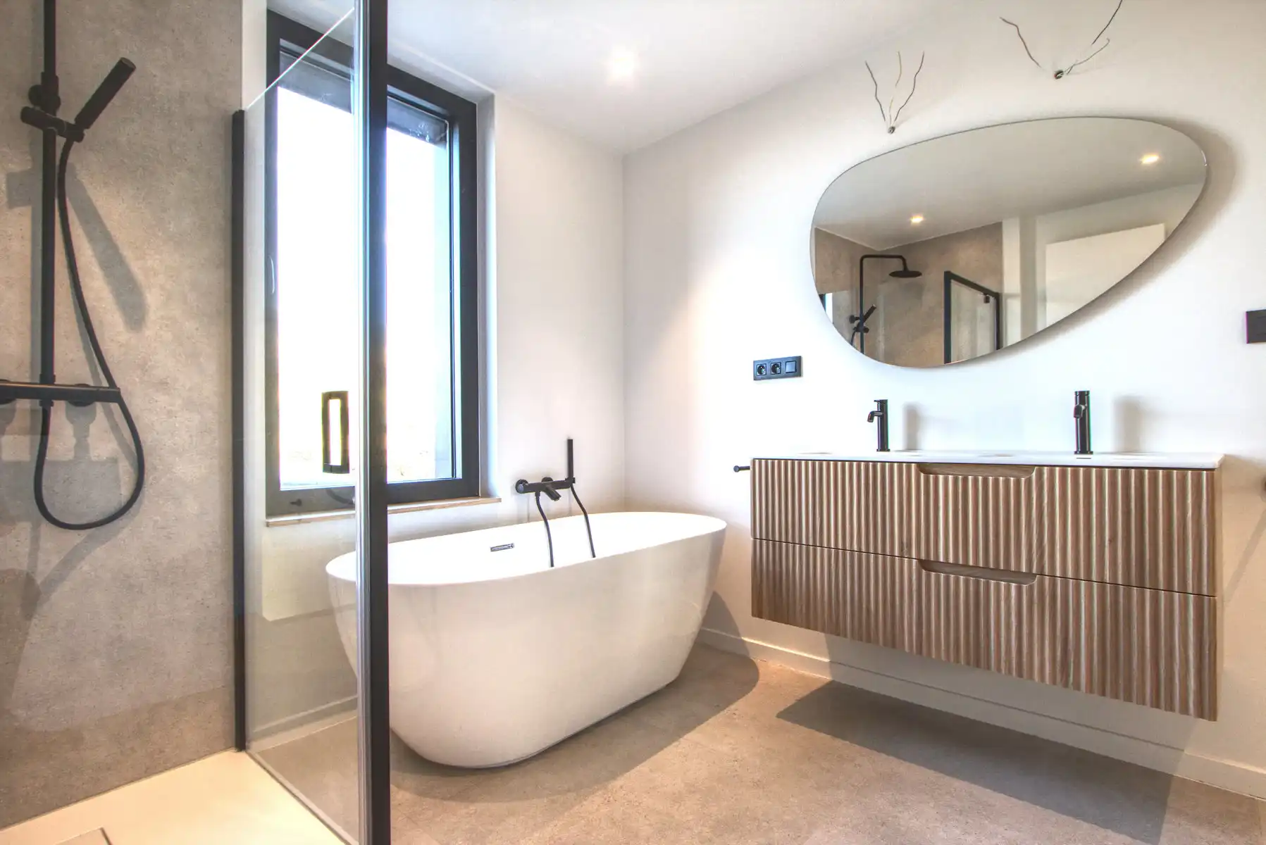 WONING - RENOV - 3 SLK - TERRAS - TUIN - PARKING - CENTRUM foto 18