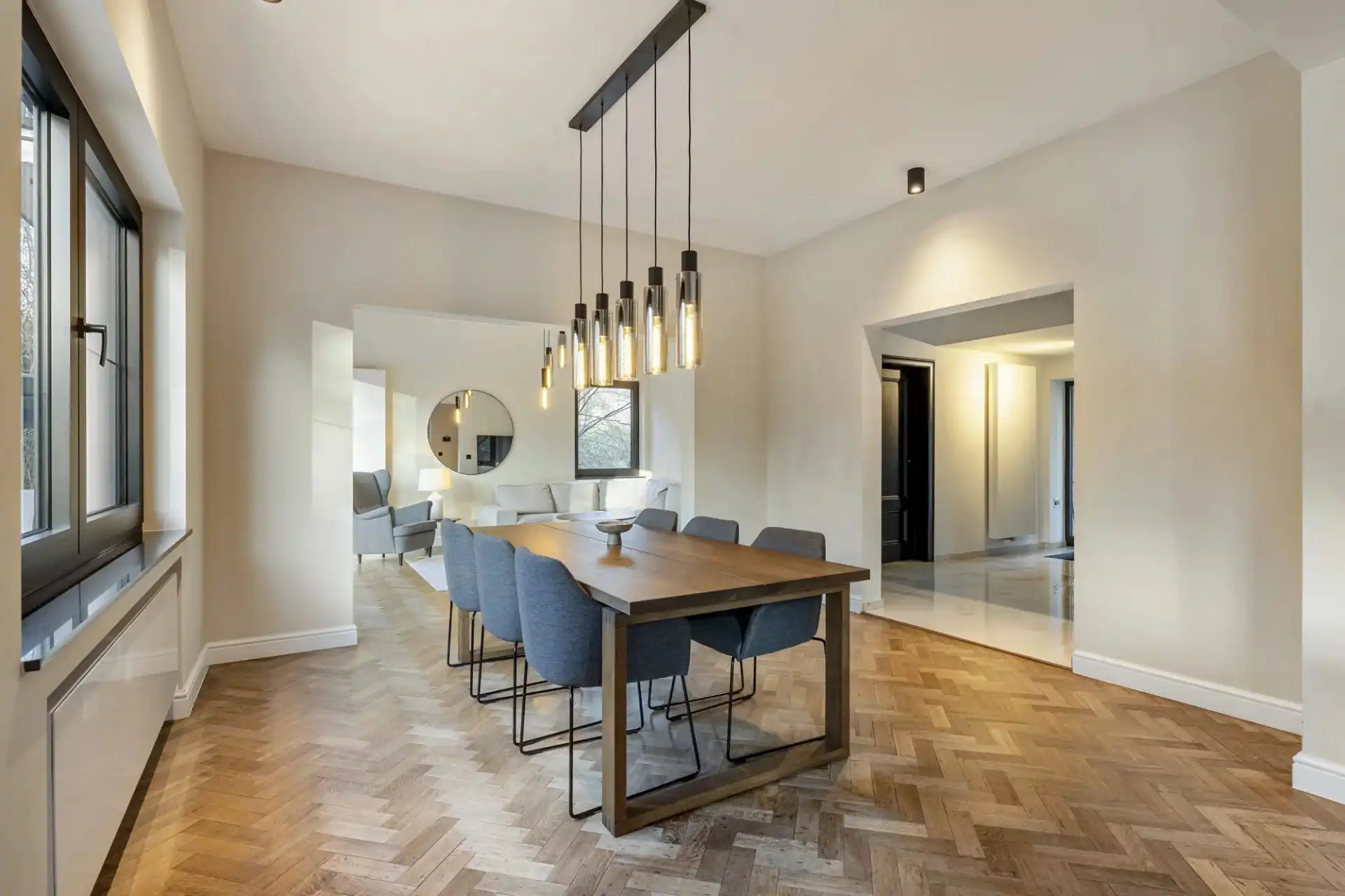 Karaktervolle ingenieurswoning op riant perceel foto 3