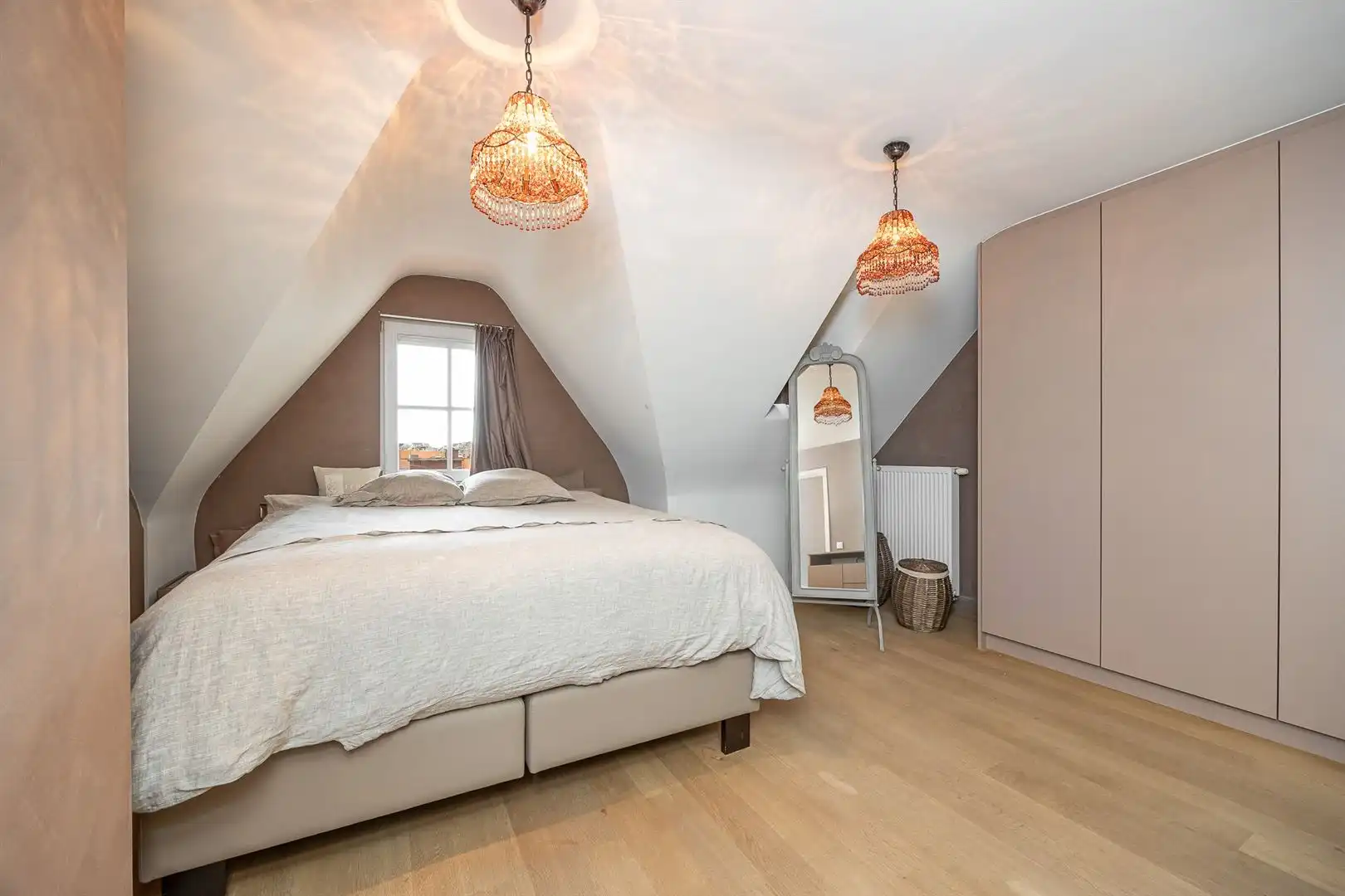 Ruim wonen in hartje Knokke foto 13