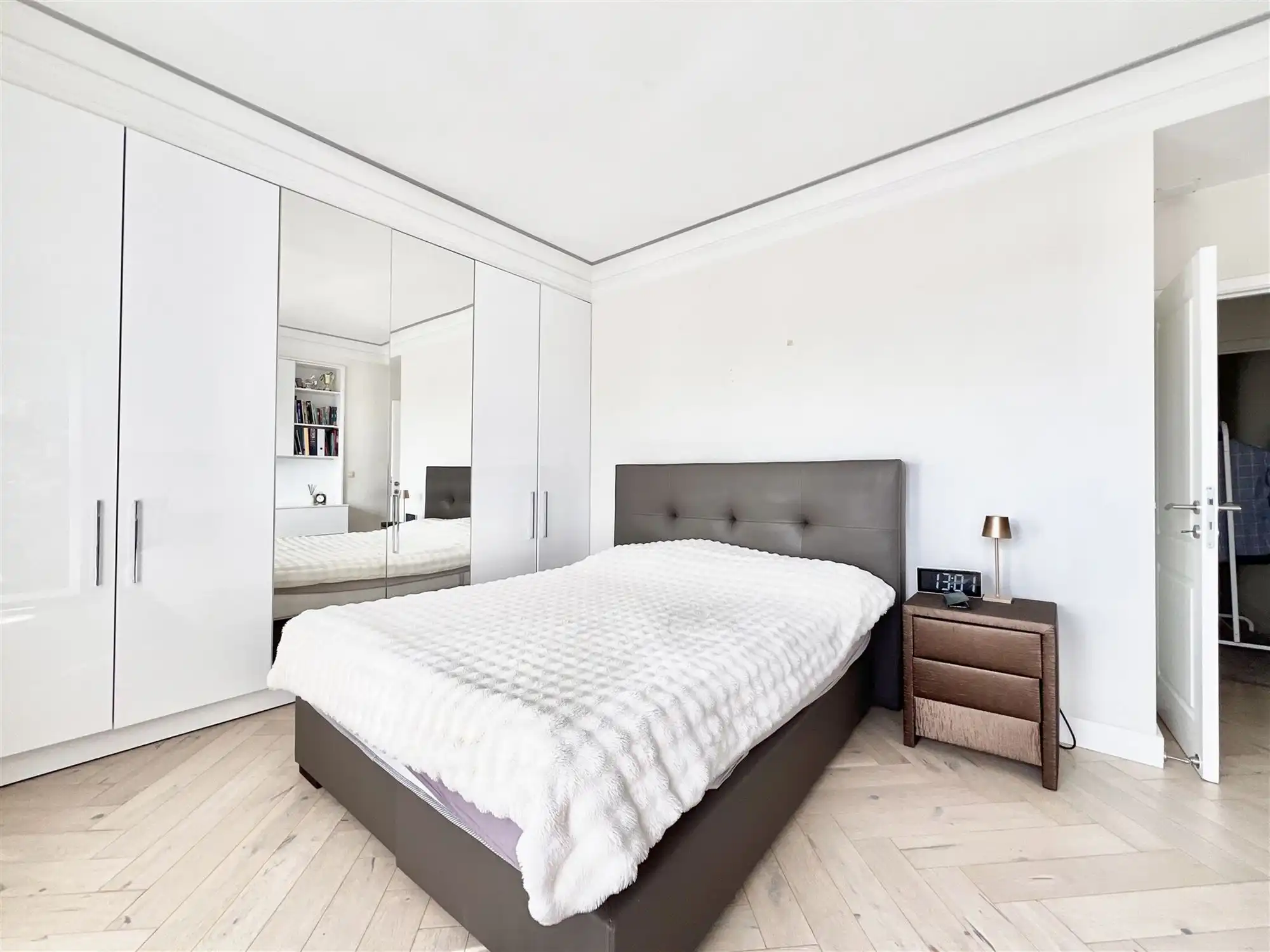 Exclusief en luxueus appartement in een prestigieus residentieel gebouw foto 26