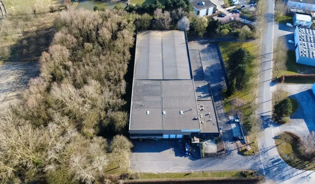 Bedrijfsgebouw met uitbreidingsmogelijkheden te koop in Ronse foto 29