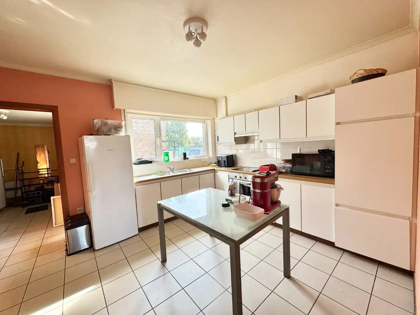 Ruime halfopen bebouwing met 3 slaapkamers in Laarne  foto 4