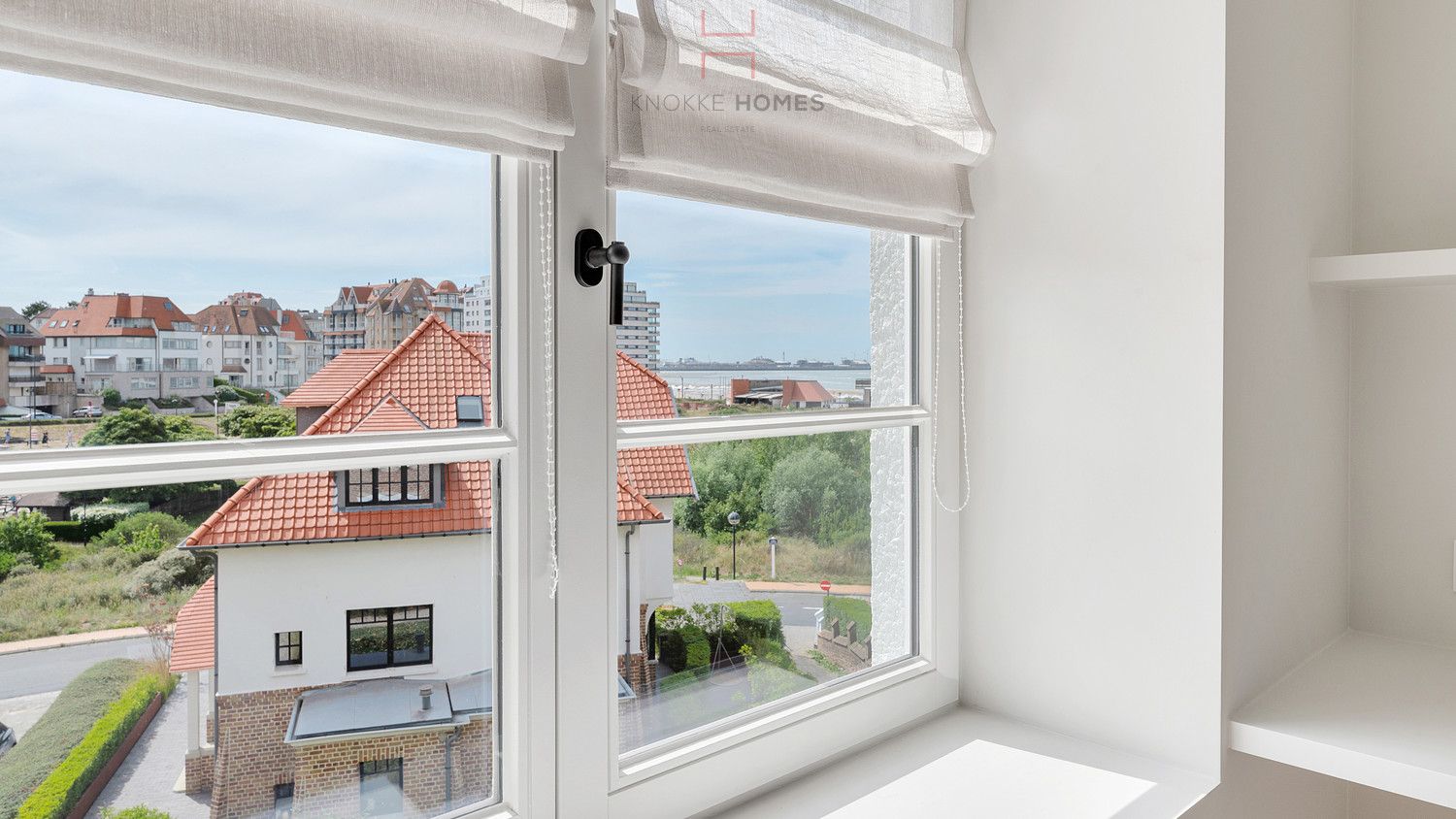 Charmante en authentieke 'Duinbergse' koppelvilla met zeezicht foto 18
