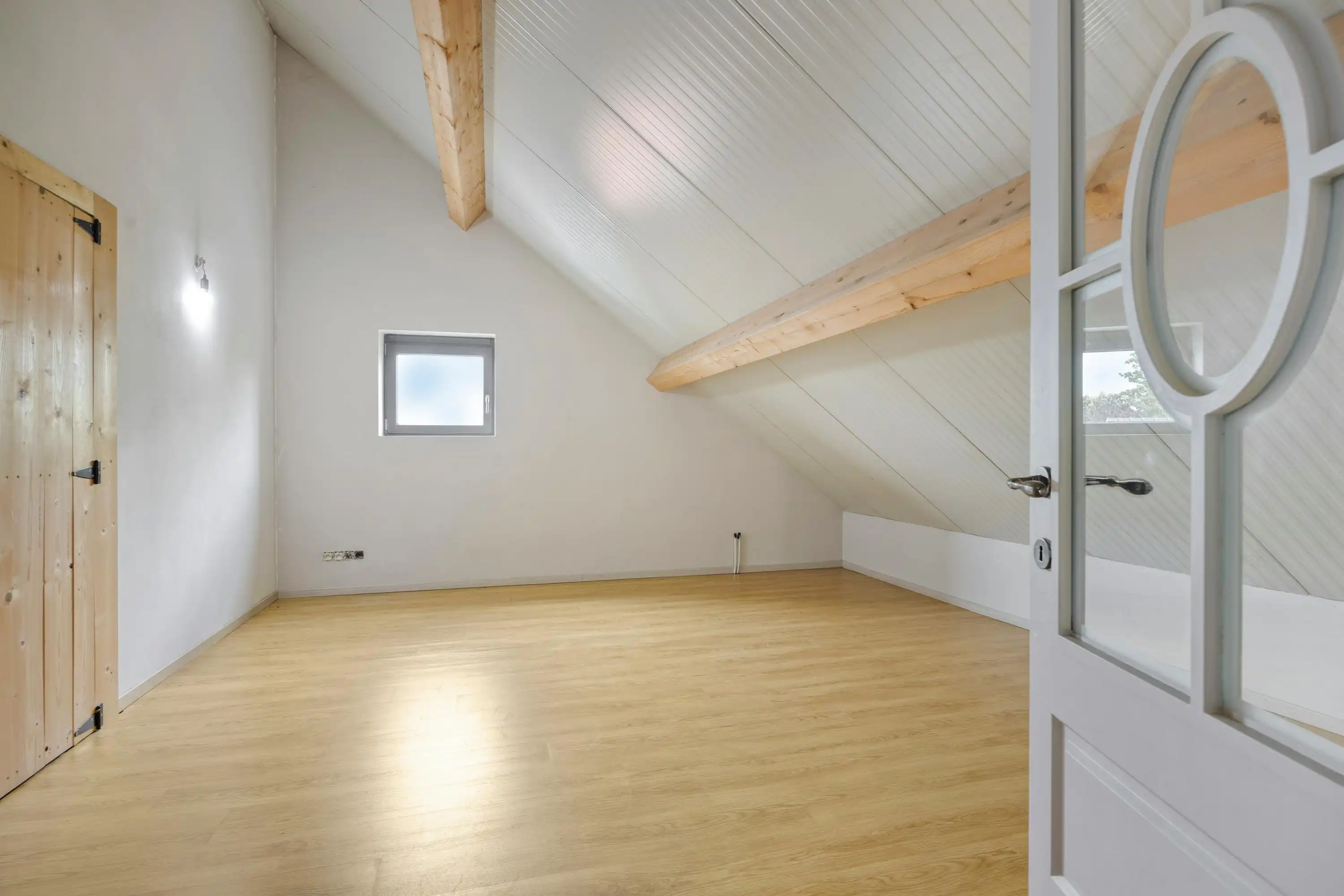Recente woning met mooie tuin en mogelijkheid tot 2 woonentiteiten foto 14