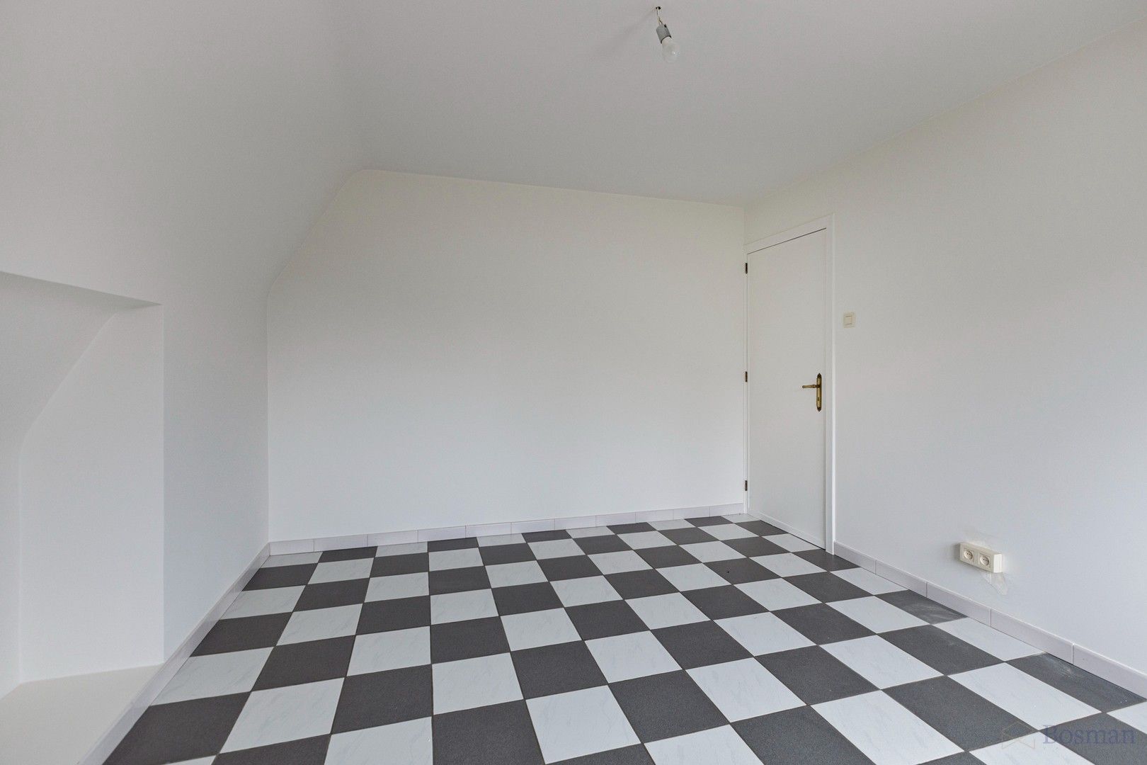 Gezinswoning te koop in centrum Tessenderlo foto 11