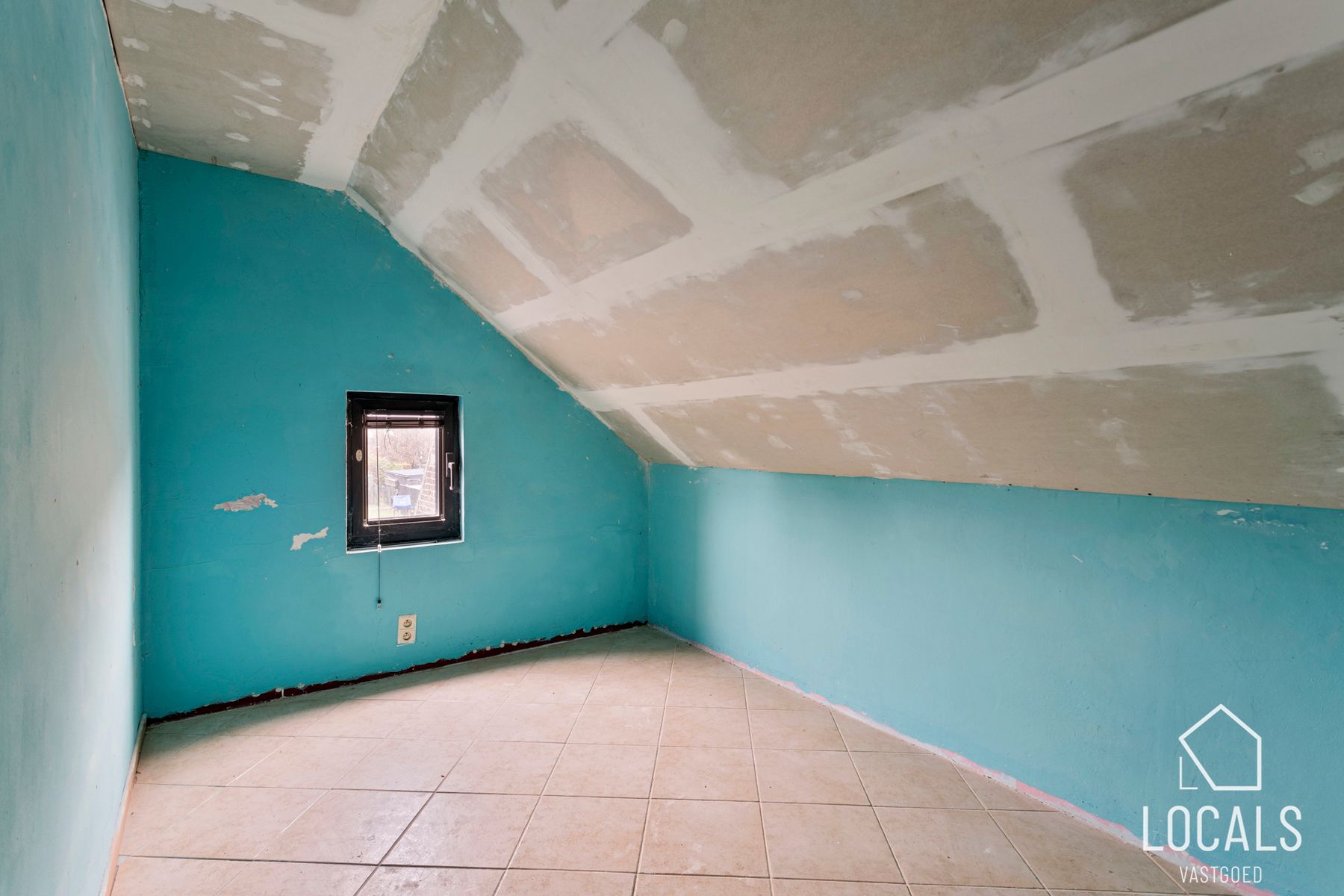 !! IN OPTIE !! woning met 4 slaapkamers en tuin foto 14