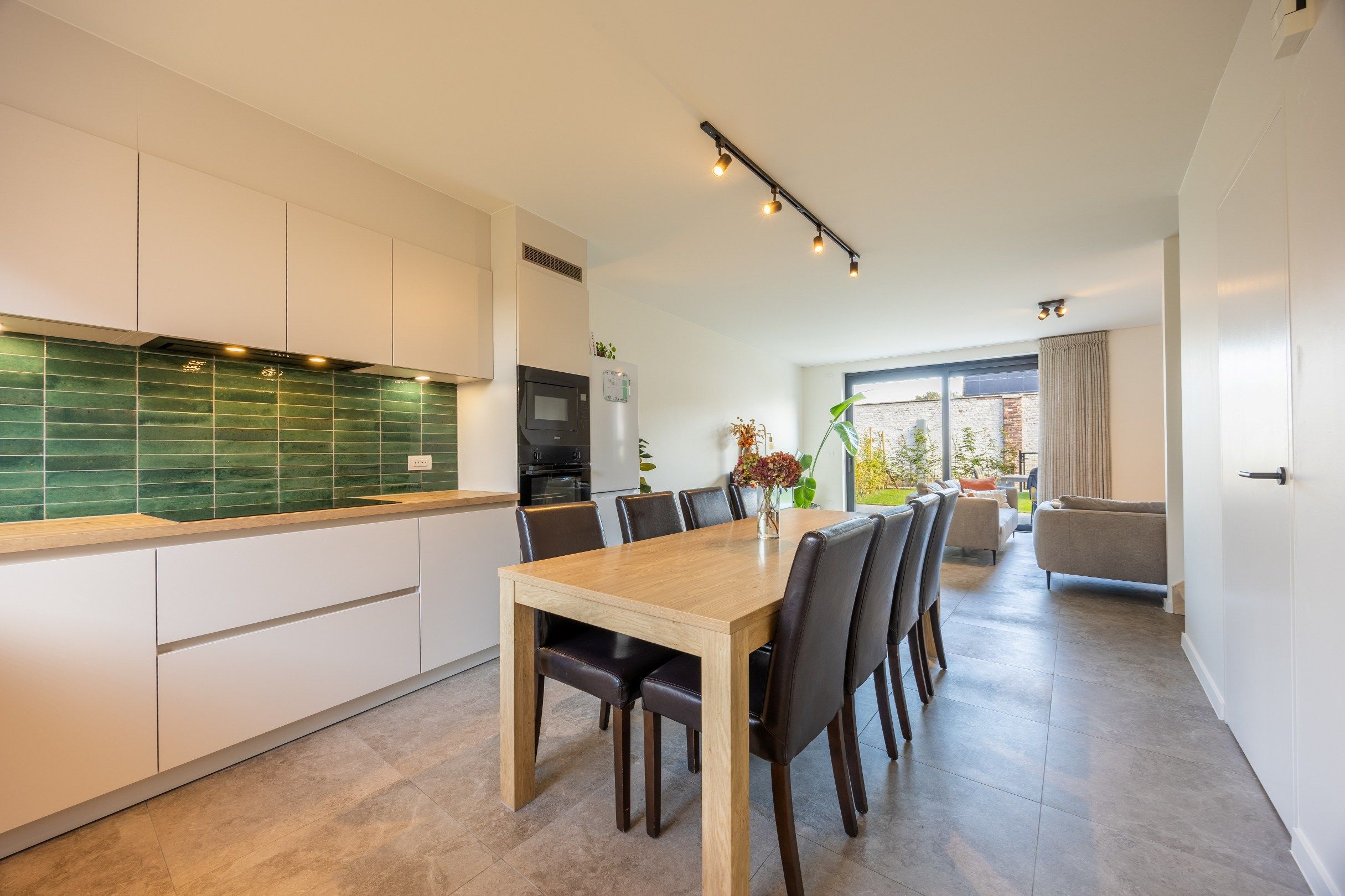 RUIME, KLASSEVOLLE EN ENERGIEZUINIGE WONING  foto 7