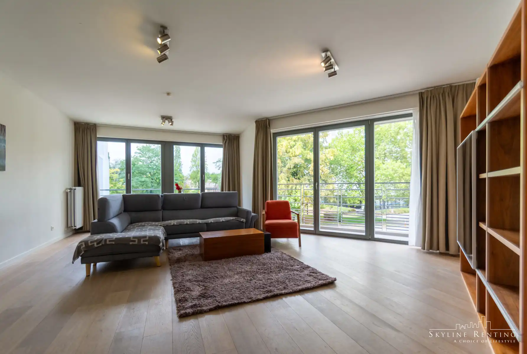 LICHTRIJK - Prachtig gemeubeld 3 slpk appartement (NATO) foto {{pictureIndex}}