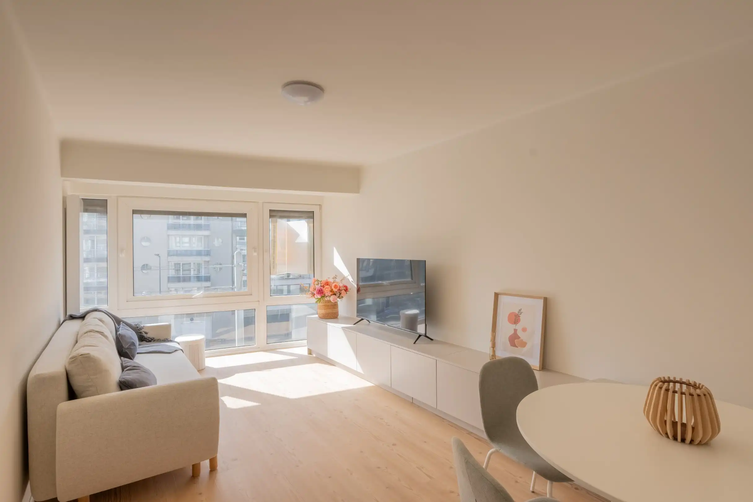 Mooi vernieuwde studio op een uitstekende locatie te Heist foto {{pictureIndex}}