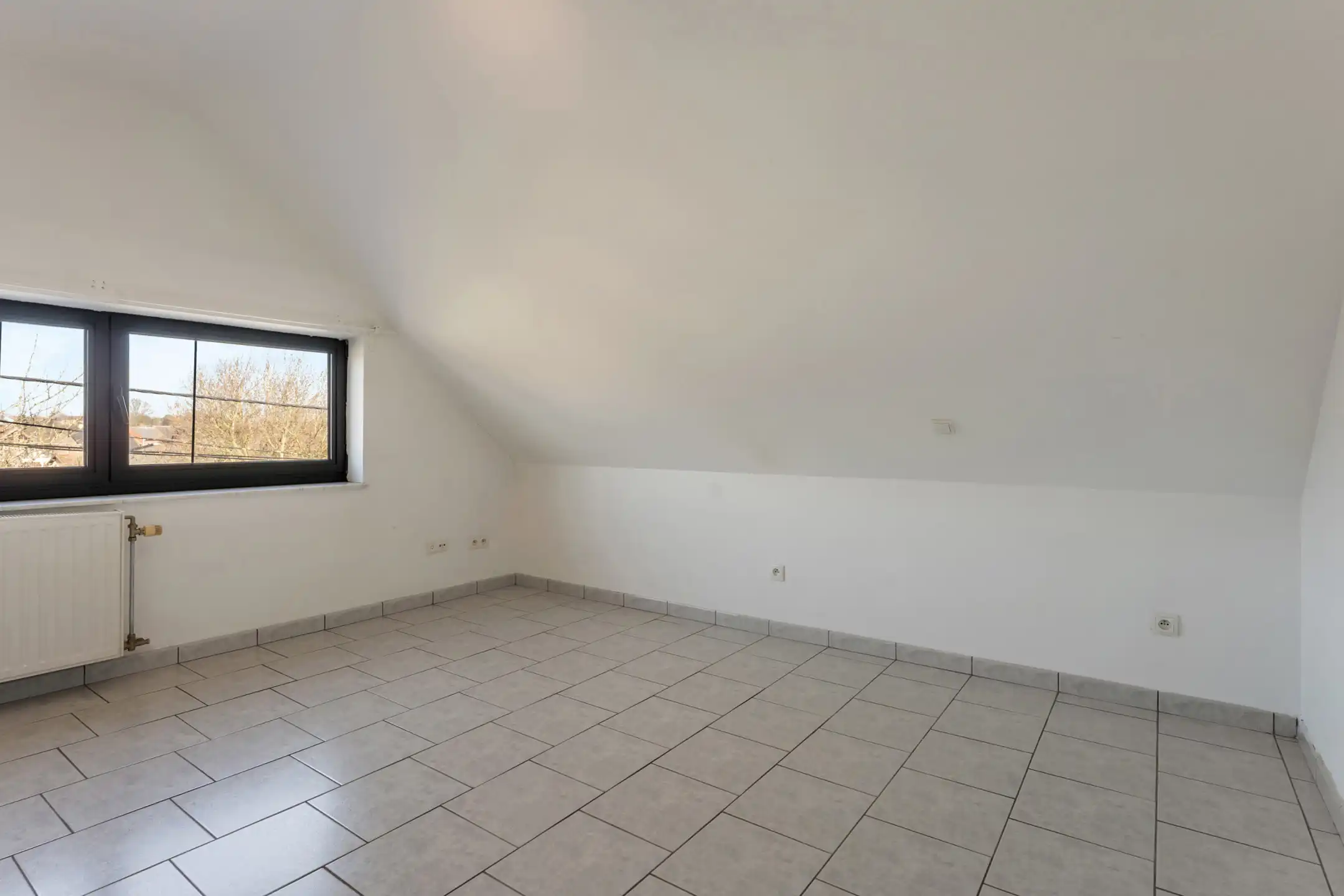 Duplex appartement met inpandige garage te Millen. foto 7