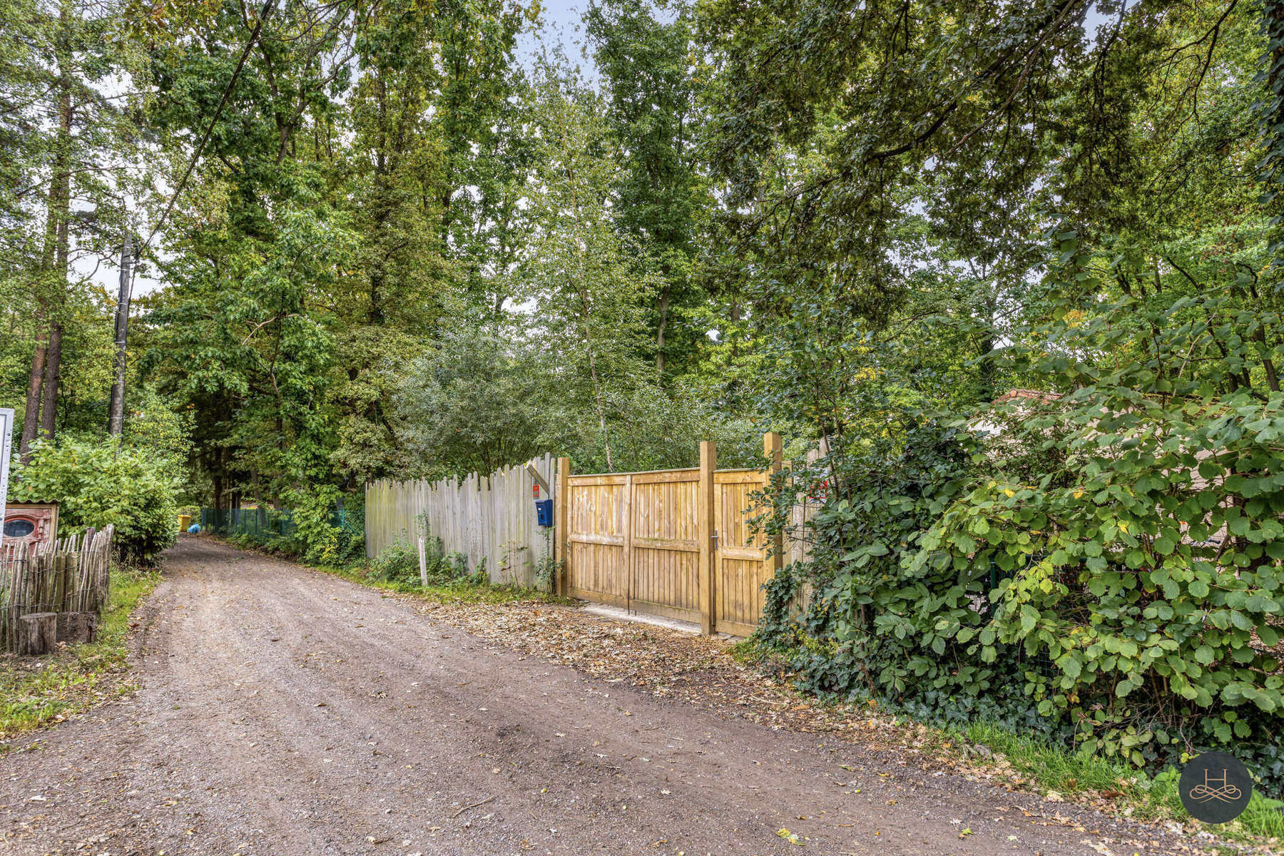 Gezellige bungalow op perceel van 23a90ca in groene omgeving foto 28