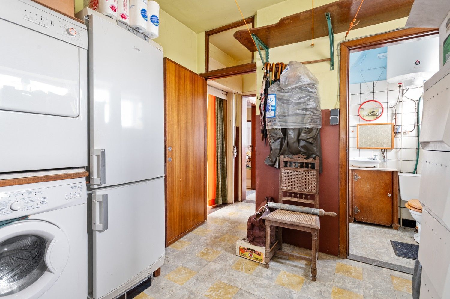 Te renoveren woning met magazijn en veel potentieel op toplocatie in Lint foto 10