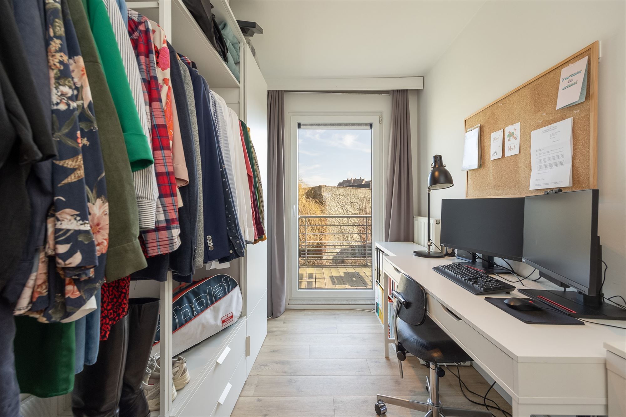 Energiezuinig gerenoveerd appartement met twee slaapkamers foto 9