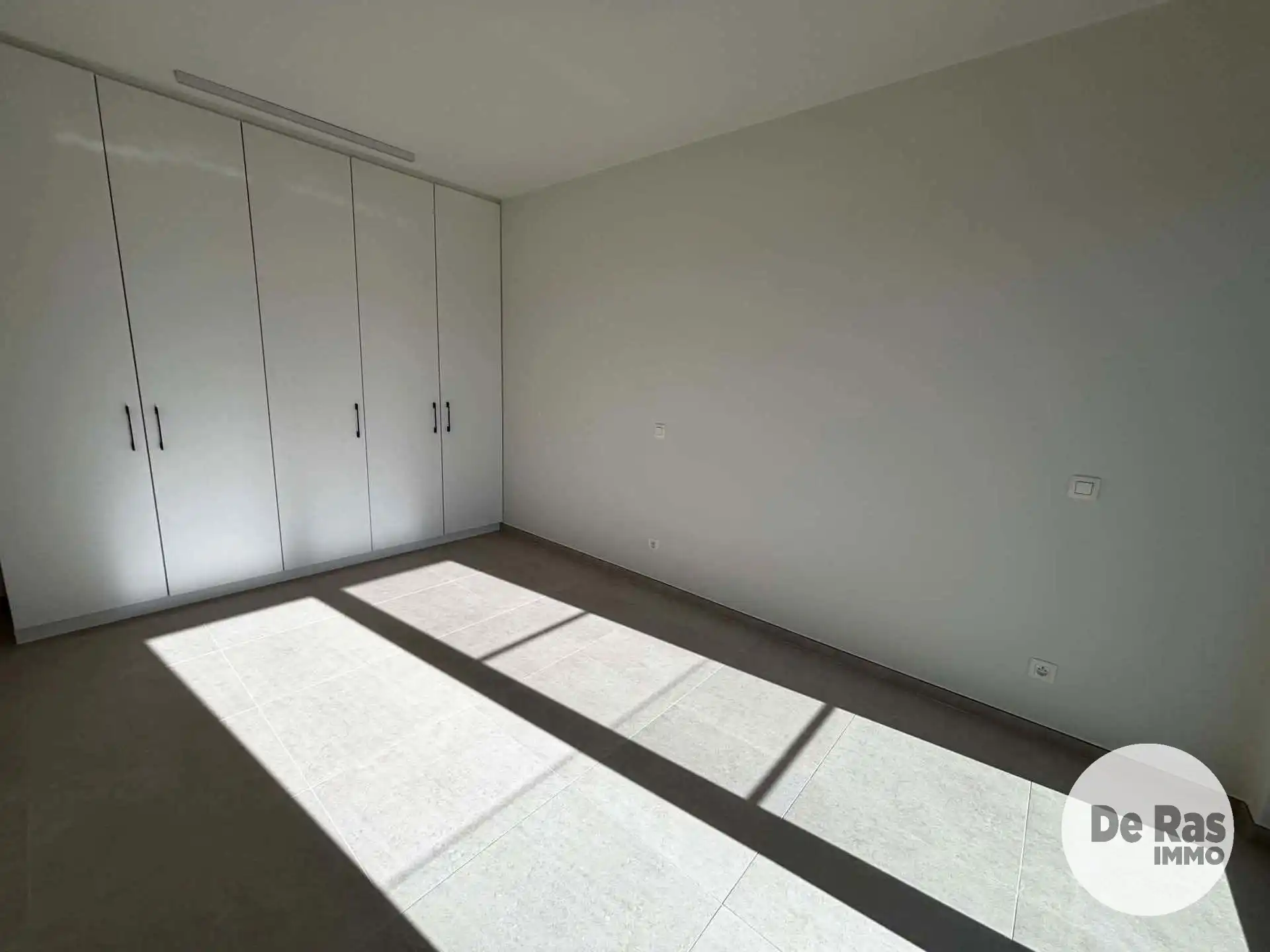 SINT LIEVENS HOUTEM - Instapklaar nieuwbouwappartement foto 9