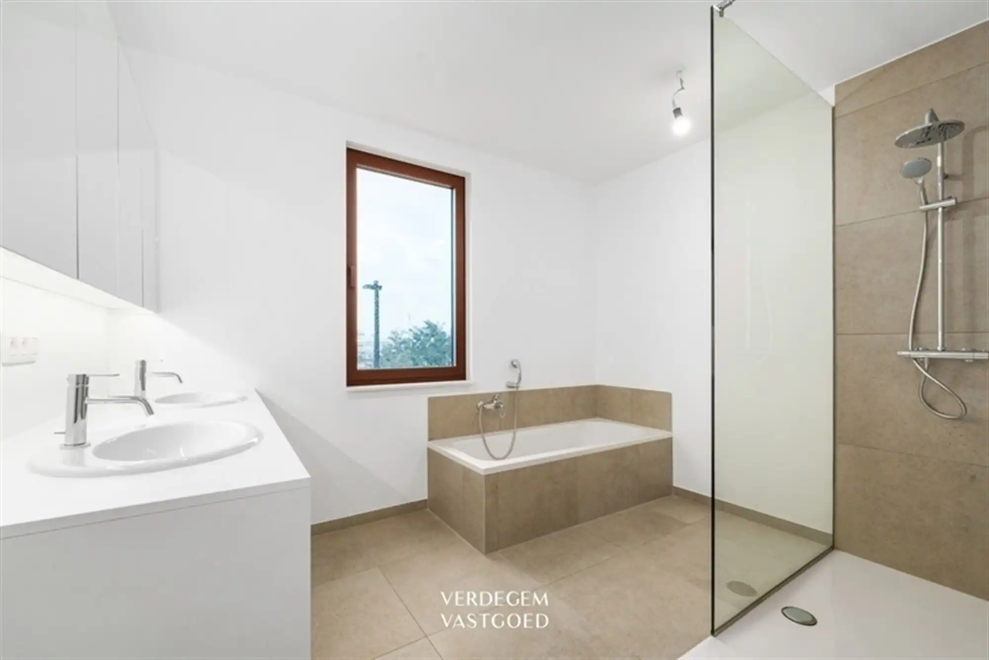 Stijlvolle duplex op toplocatie in de havenzone foto 15