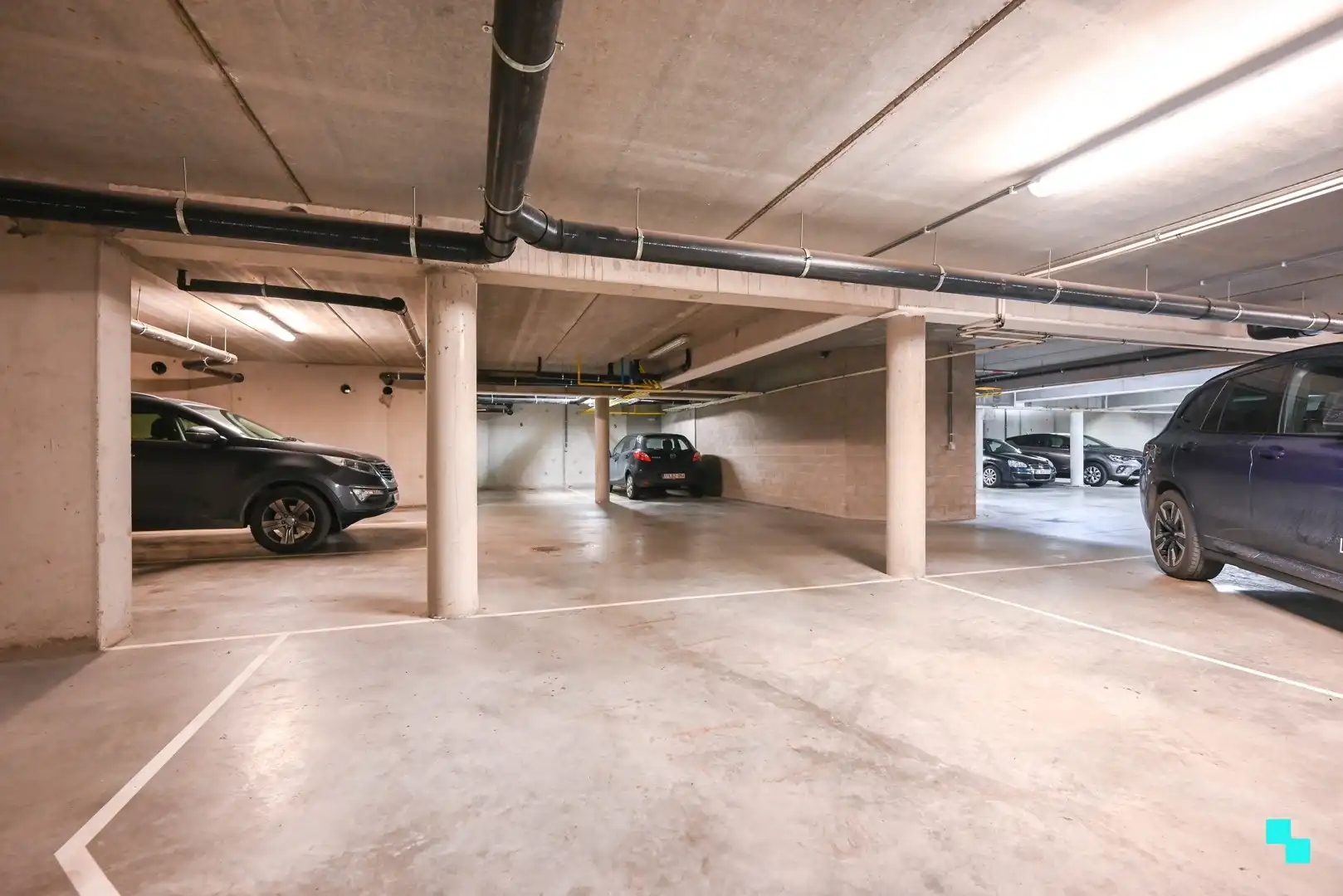 5 ondergrondse parkeerplaatsen in het hart van Oostrozebeke foto 6