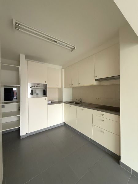 Gerenoveerd appartement met veel lichtinval, gelegen op de Markt foto 7