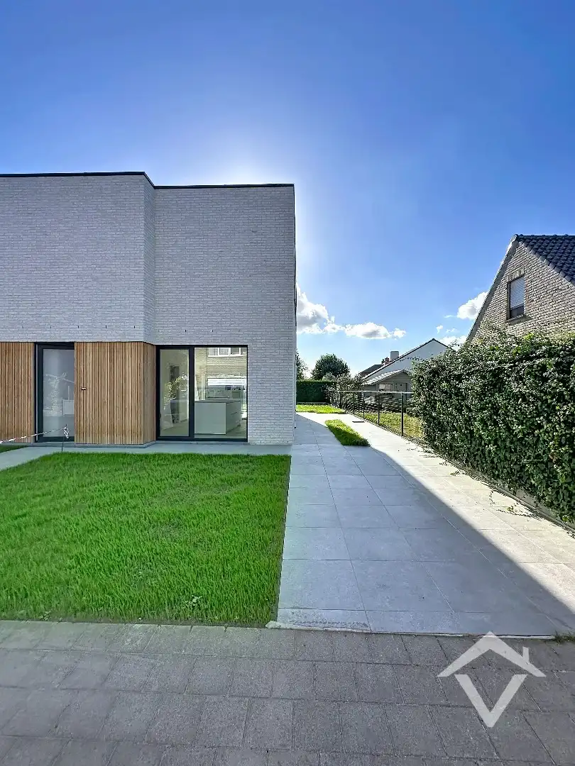 Nieuwbouwwoning met 3 slaapkamers in centrum Koekelare  foto 18
