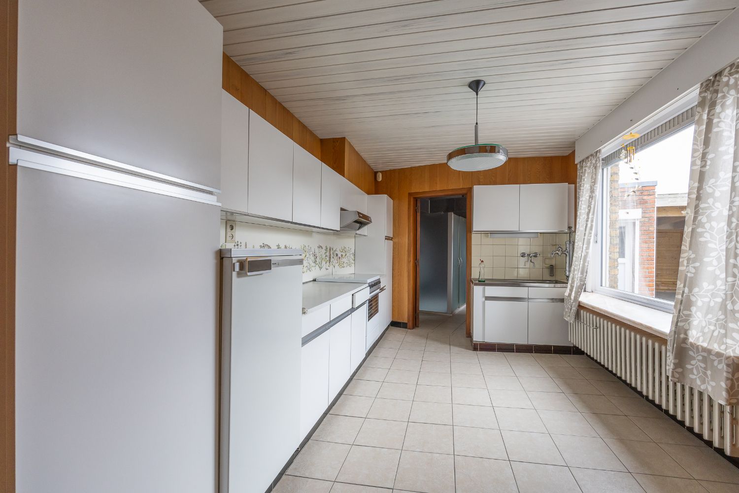 Halfopen bebouwing met garage! foto 5