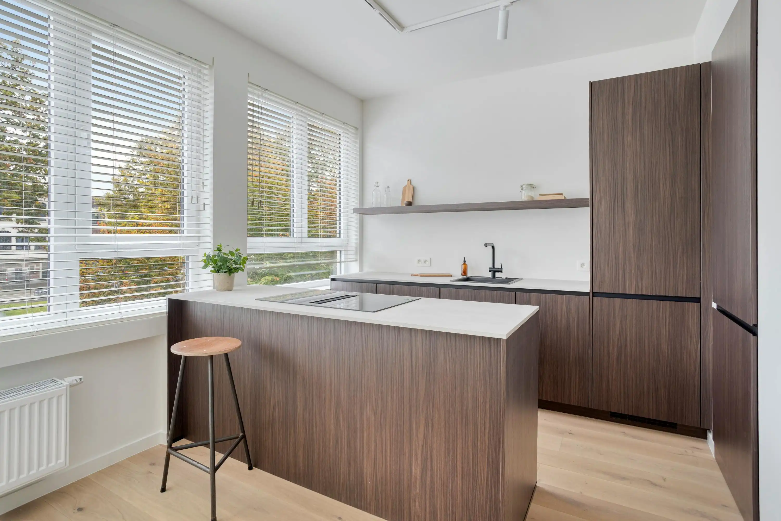 Luxueus 3-slaapkamerappartement met terras te koop in Wilrijk foto 4
