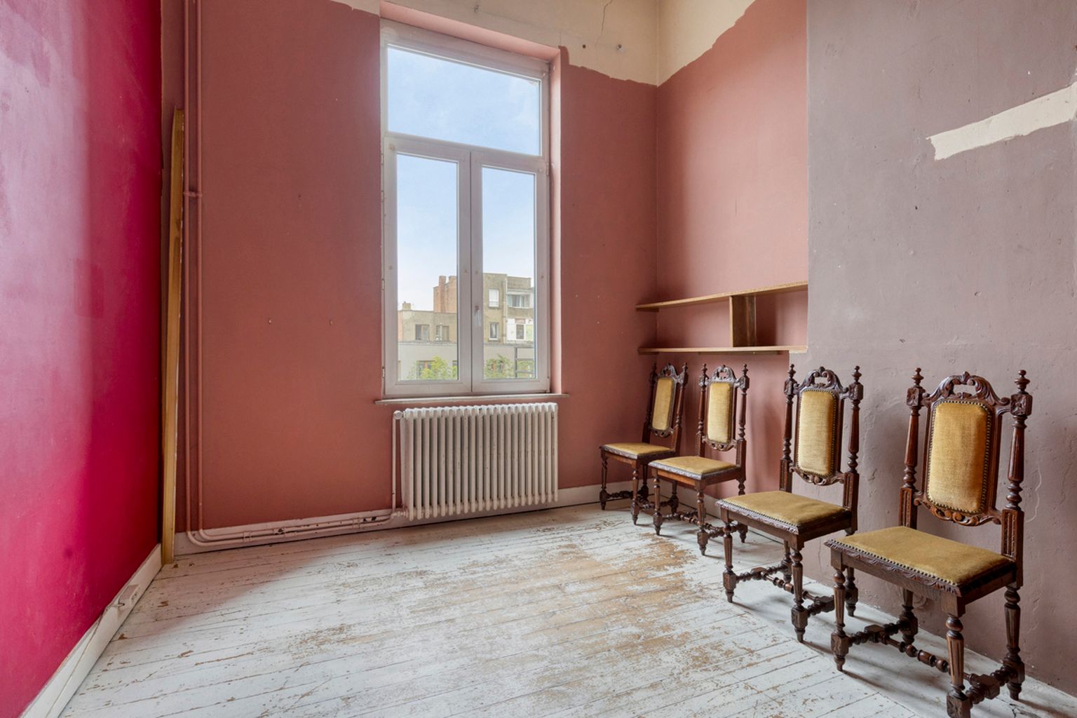 Te renoveren herenhuis met tuin nabij Sint-Guidoplein foto 14