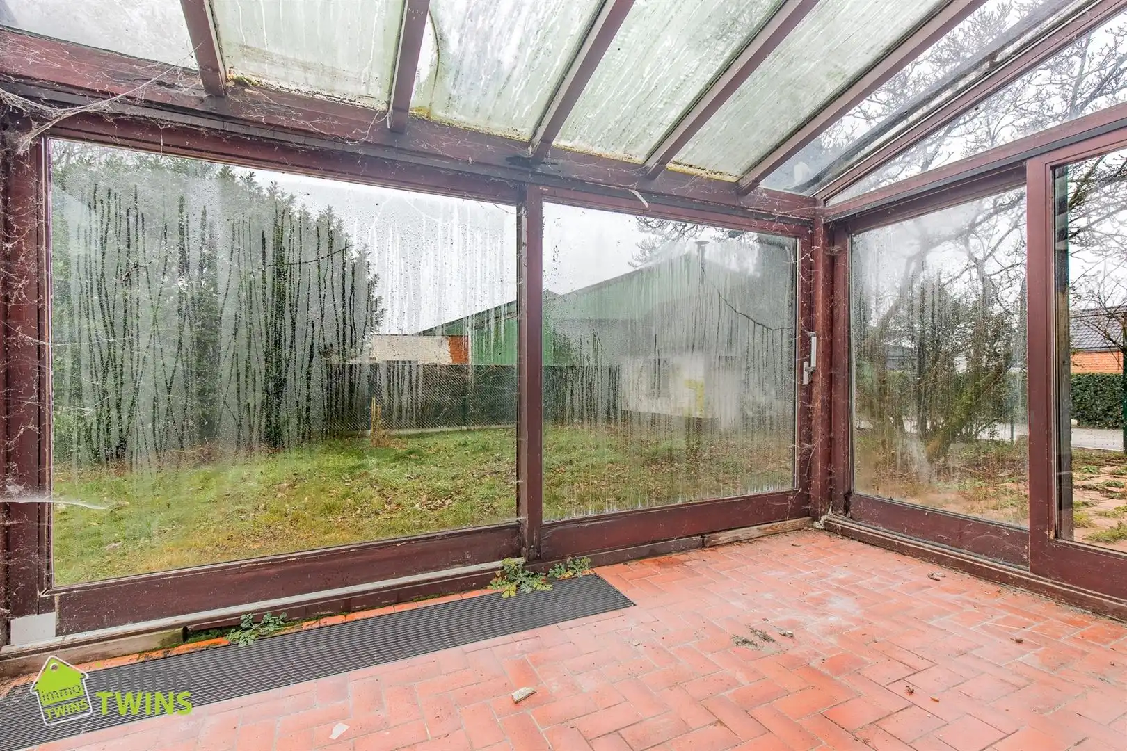 Statige villa met uitzonderlijk potentieel op toplocatie in Berlare foto 10