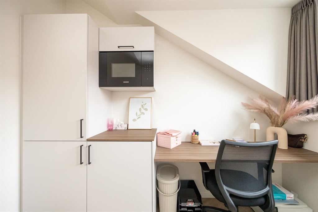 High-end studentenkamer in centrum Leuven foto 9