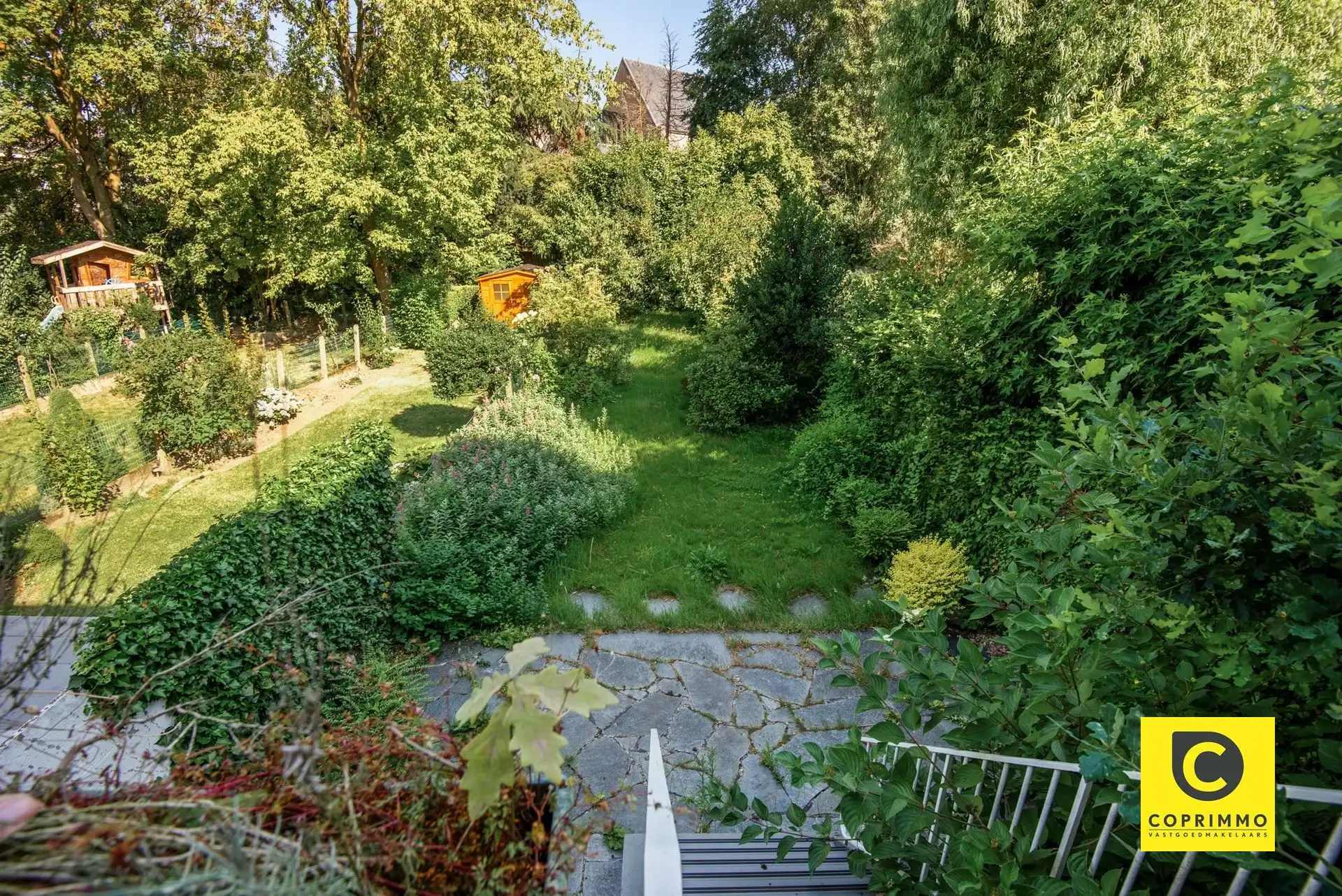 IN OPTIE! Te renoveren 3 slpk woning met tuin aan 't Boekenbergpark! foto 6
