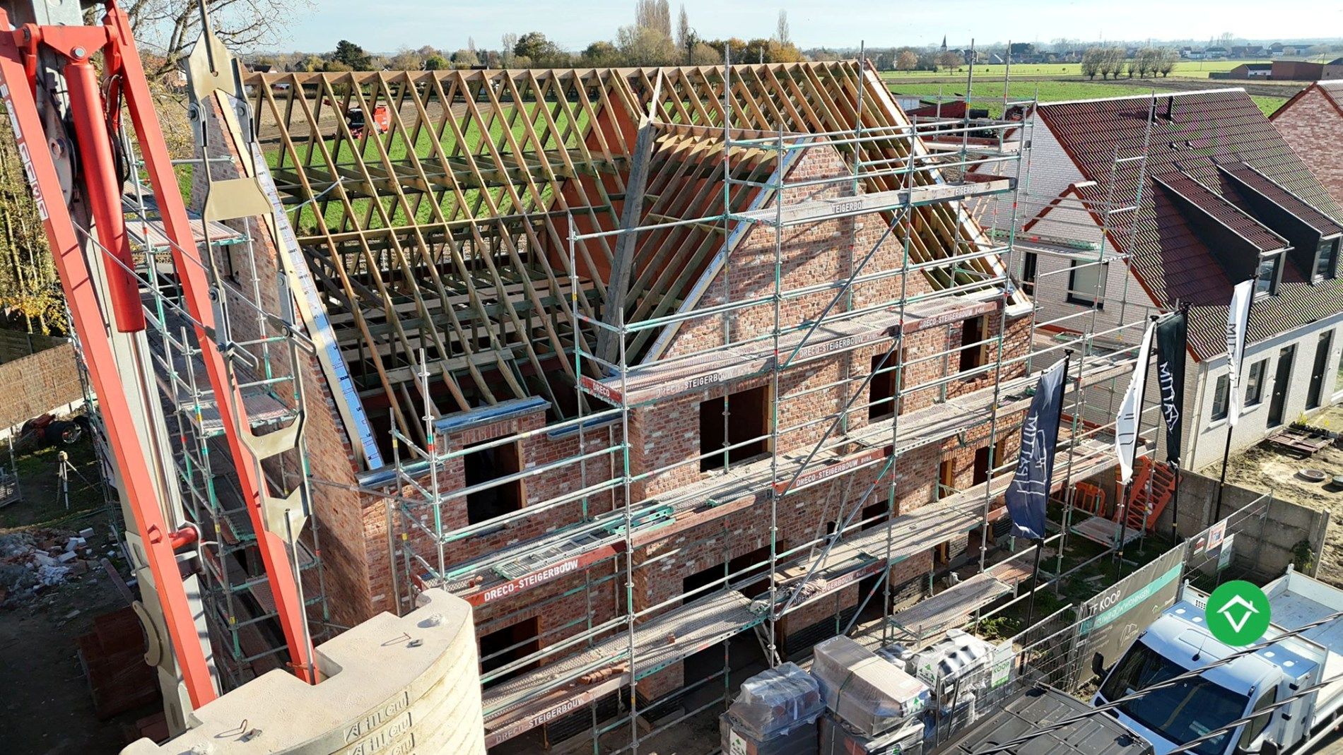 Nieuwbouwwoning met 4 slaapkamers en tuin te Koekelare  foto {{pictureIndex}}