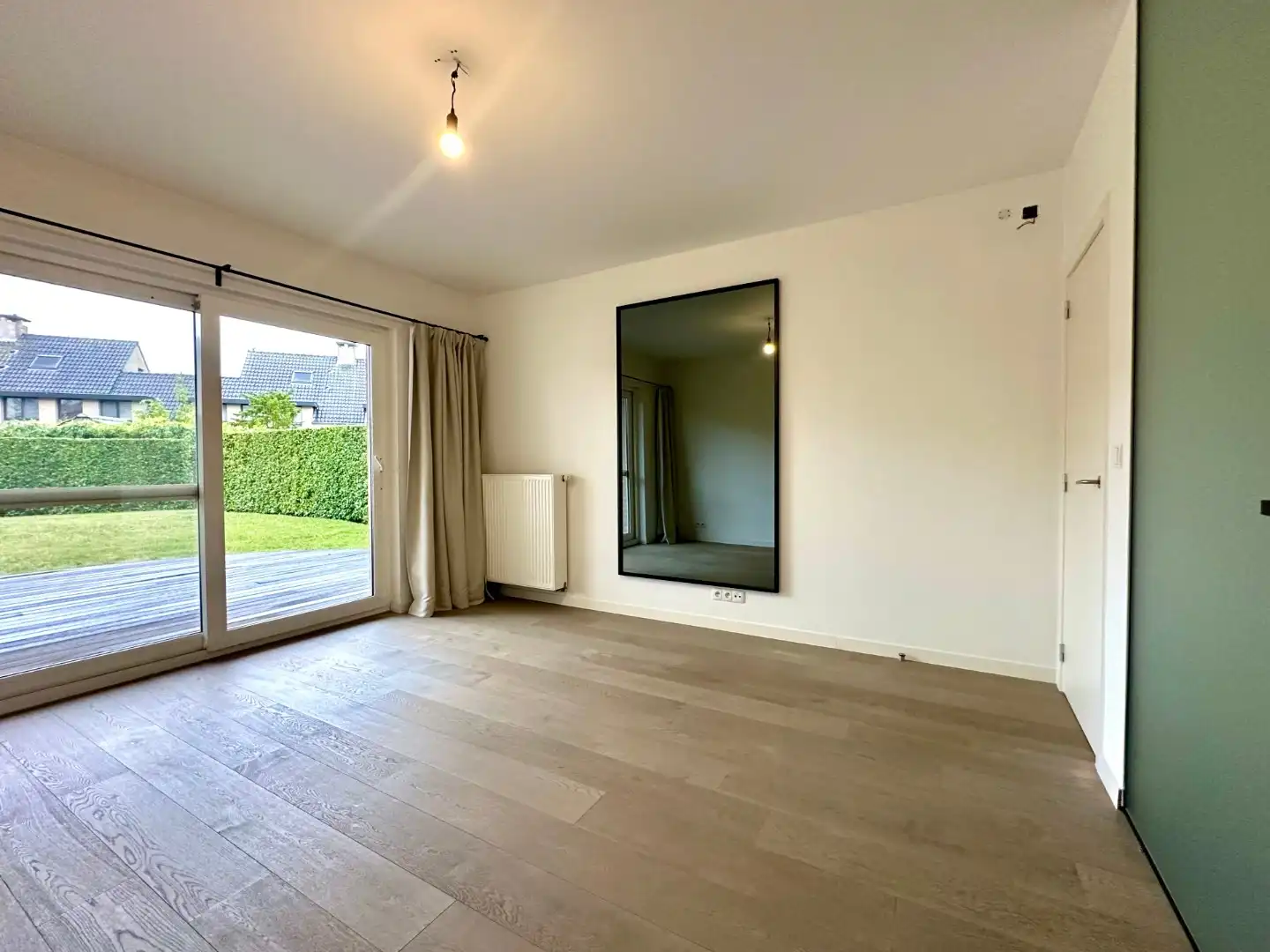 Luxueus afgewerkt gelijkvloers appartement foto 9
