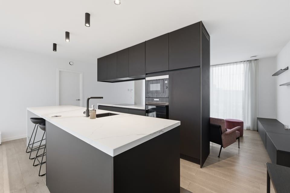 LUXUEUS PENTHOUSE MET EEN RUIM TERRAS EN ONDERGRONDSE STAANPLAATS IN HASSELT foto 7