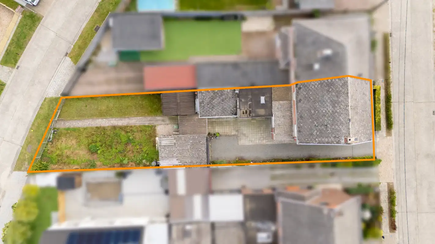 Te renoveren halfopen bebouwing met 3 slaapkamers foto 17
