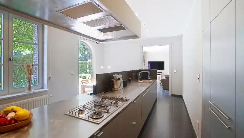 Exclusieve villa van 374m² op 16 are met openluchtzwembad foto 8