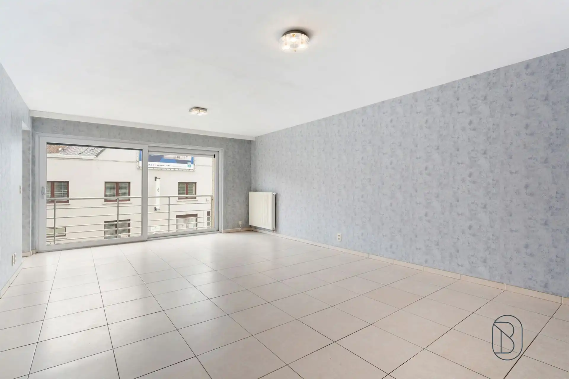 Ruim appartement met 2 slpk op topligging in Oostrozebeke foto 2