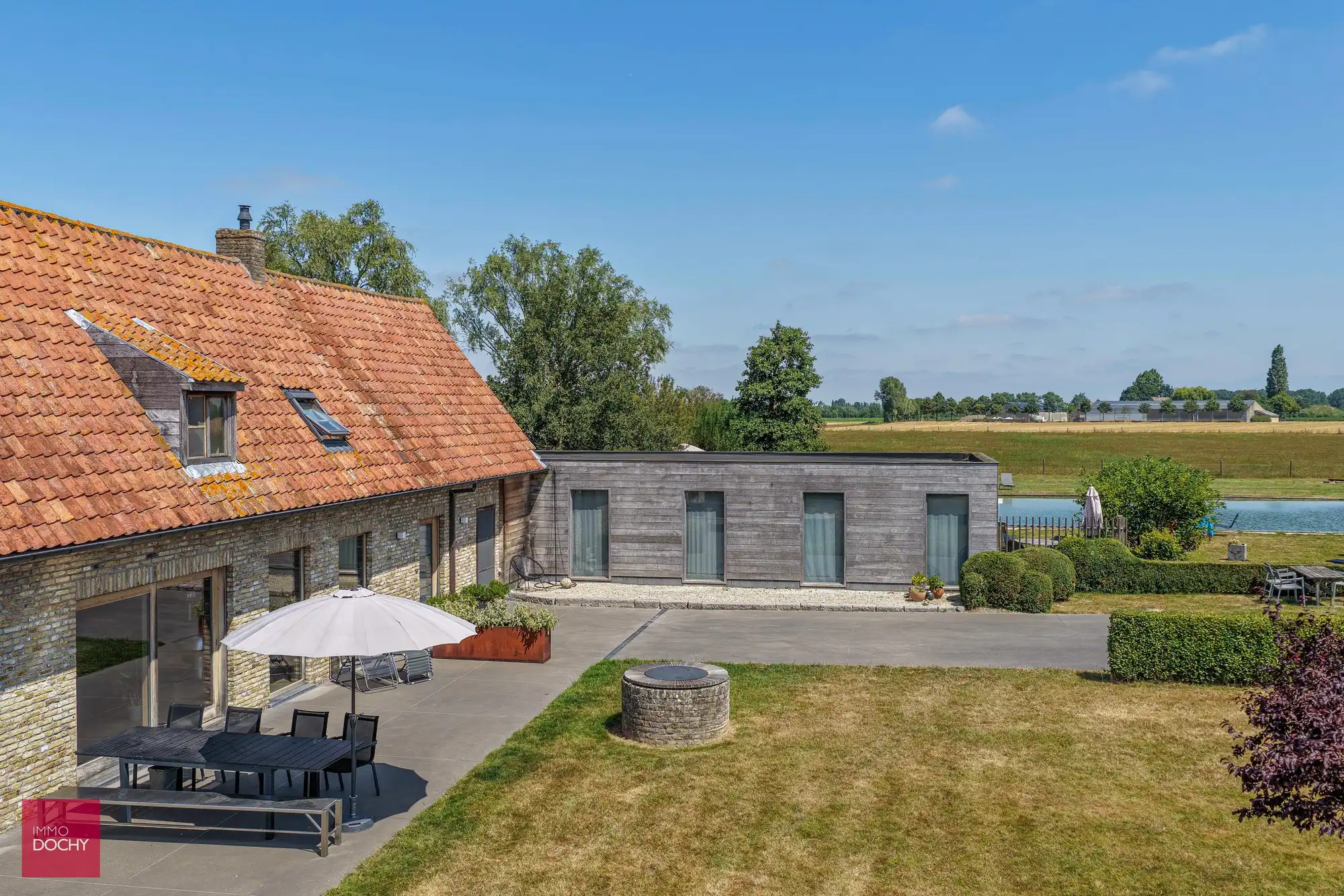 Landelijke woning met 2 vakantiewoningen en hoevewinkel foto 13