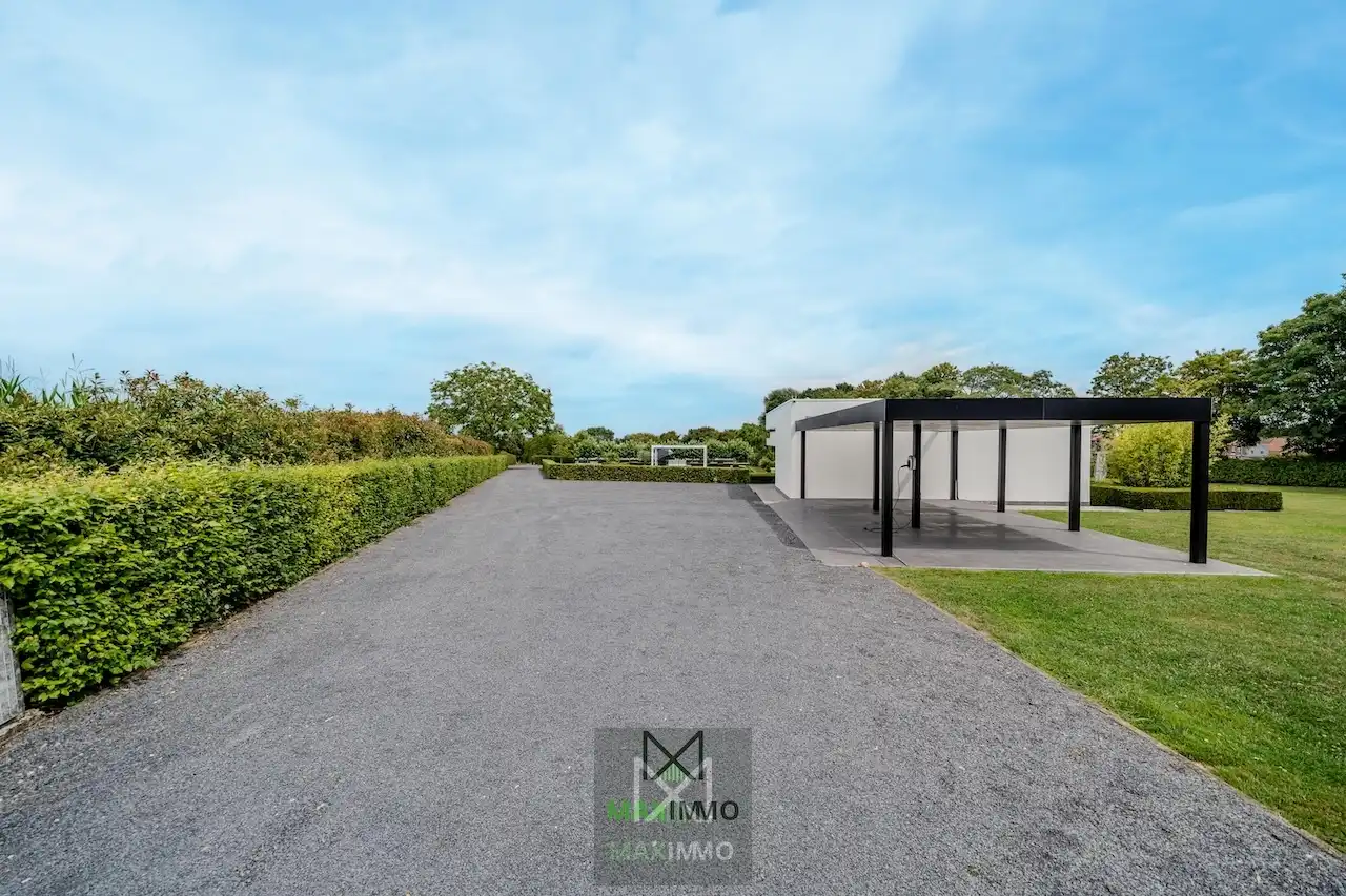 Exclusieve Villa met Loods 360 m² en Zicht op de Kemmelberg foto 30