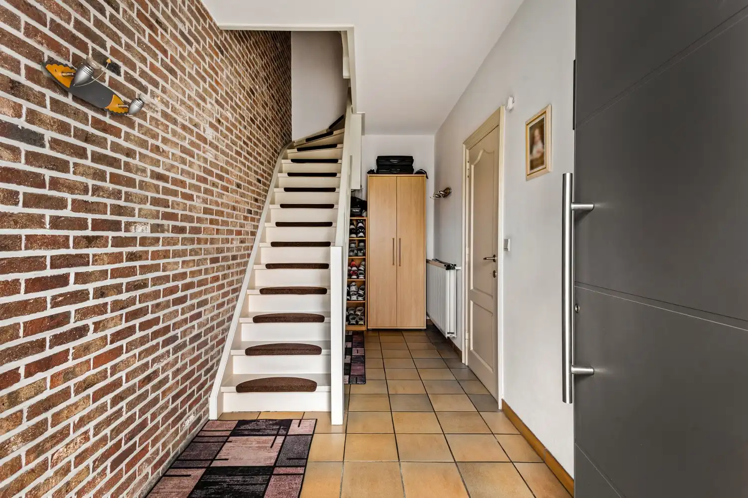 Ruime woning met 3 slaapkamers, inpandige garage en zonnige tuin in Borsbeek! foto 14