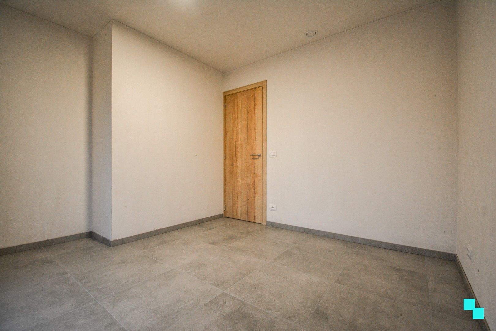 Nieuwbouwappartement via budgethuren te Houthulst foto 14