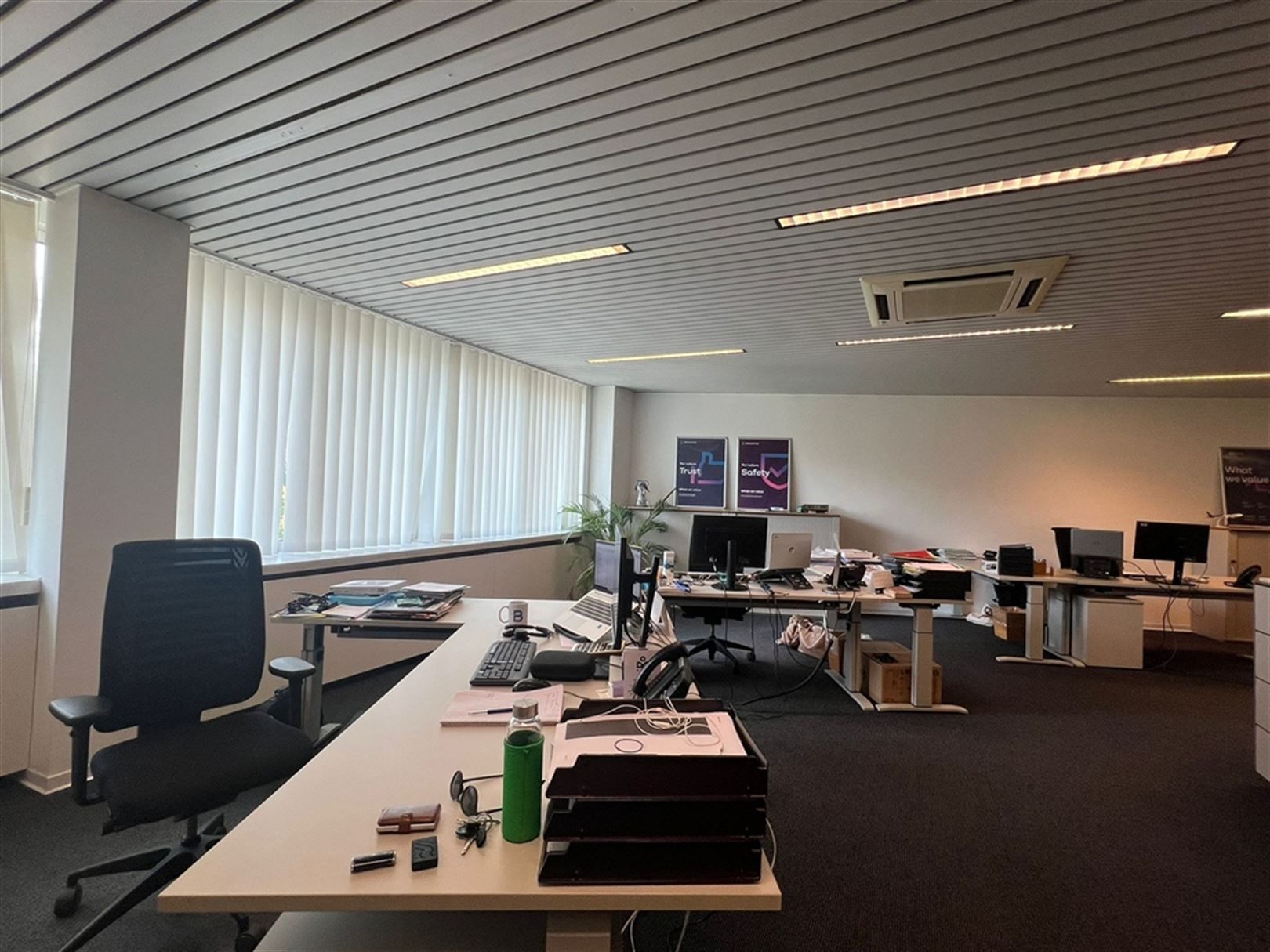 Instapklaar kantoor (170m²) te huur met uitstekende bereikbaarheid foto 2