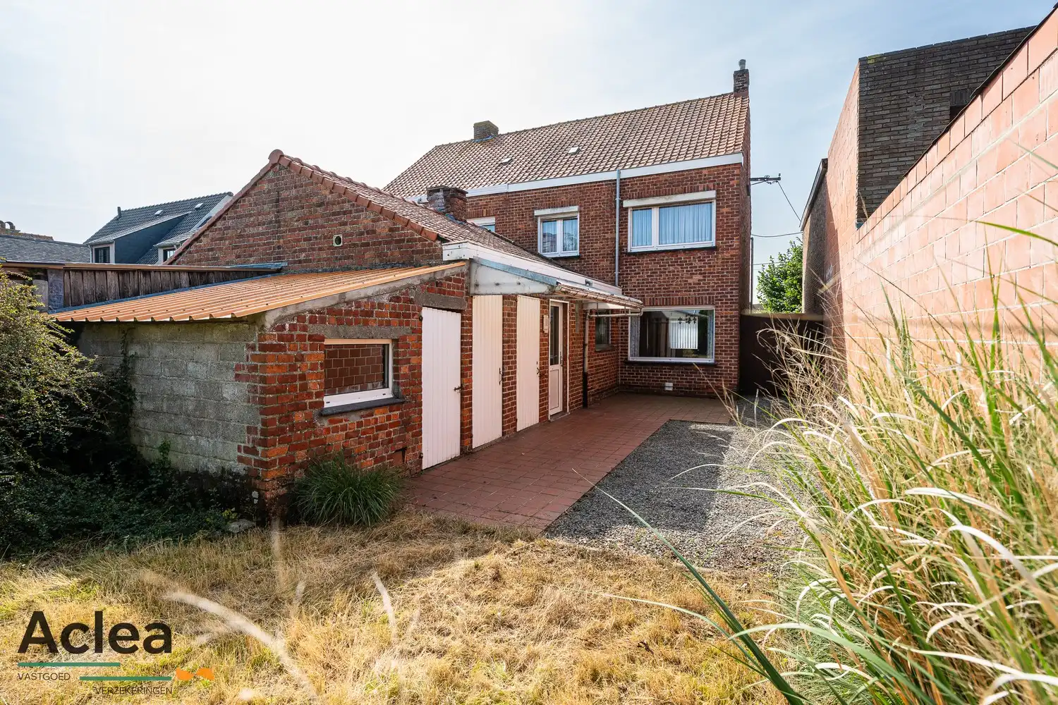 Te renoveren halfopen bebouwing op mooi perceel van 444m² foto 12