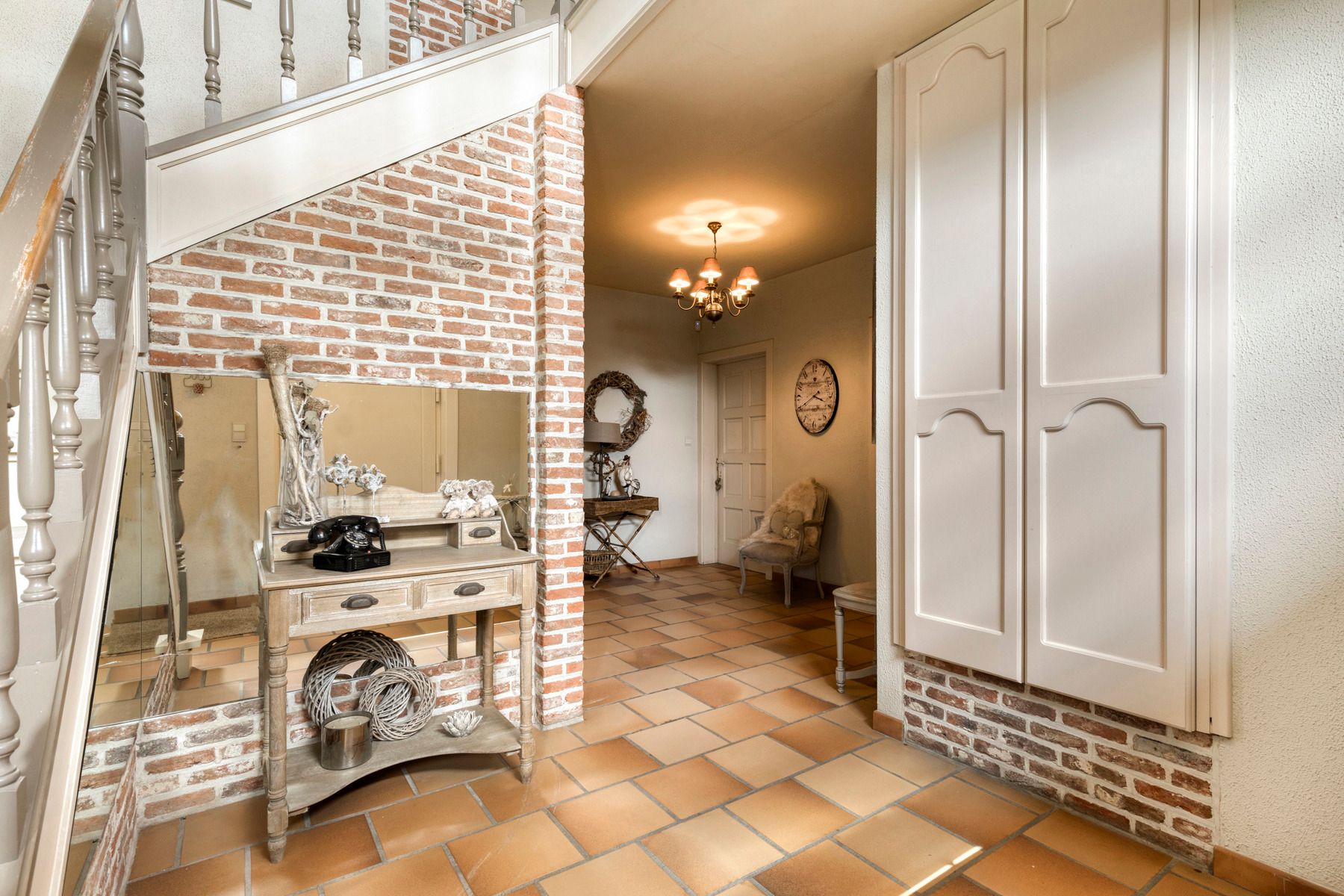 Woning met loods: ideaal om wonen en werken te combineren foto 3