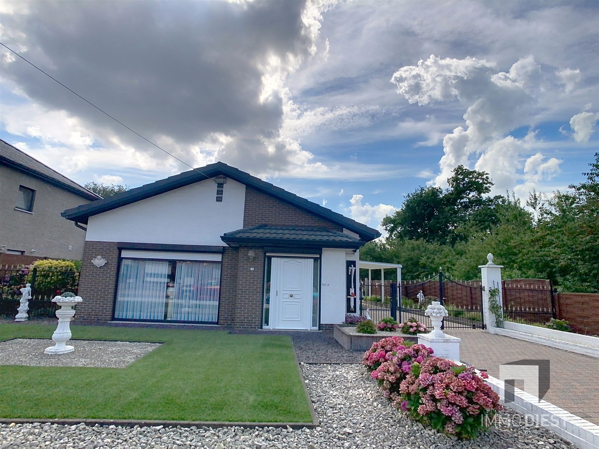 Instapklare woning met 3 slaapkamers foto 2