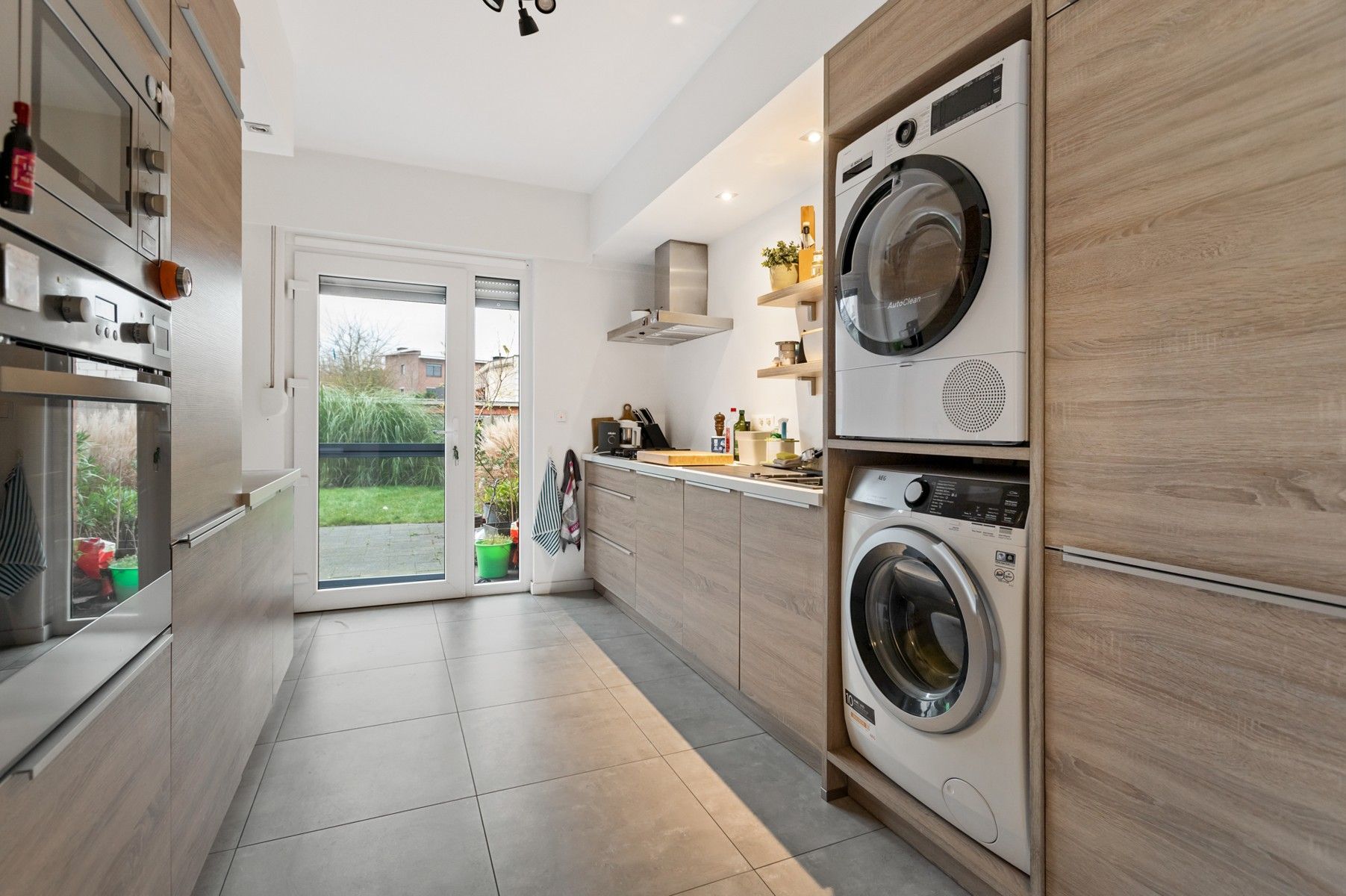 Gelijkvloersappartement met garage foto 8