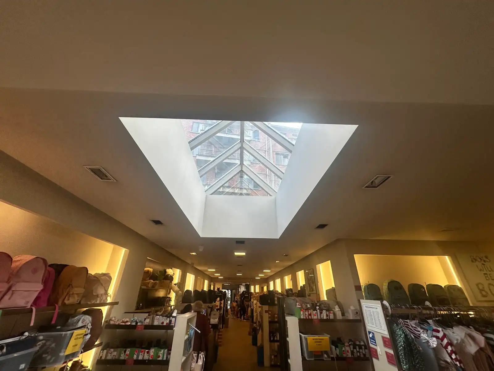 Commerciële opportuniteit op toplocatie foto 9