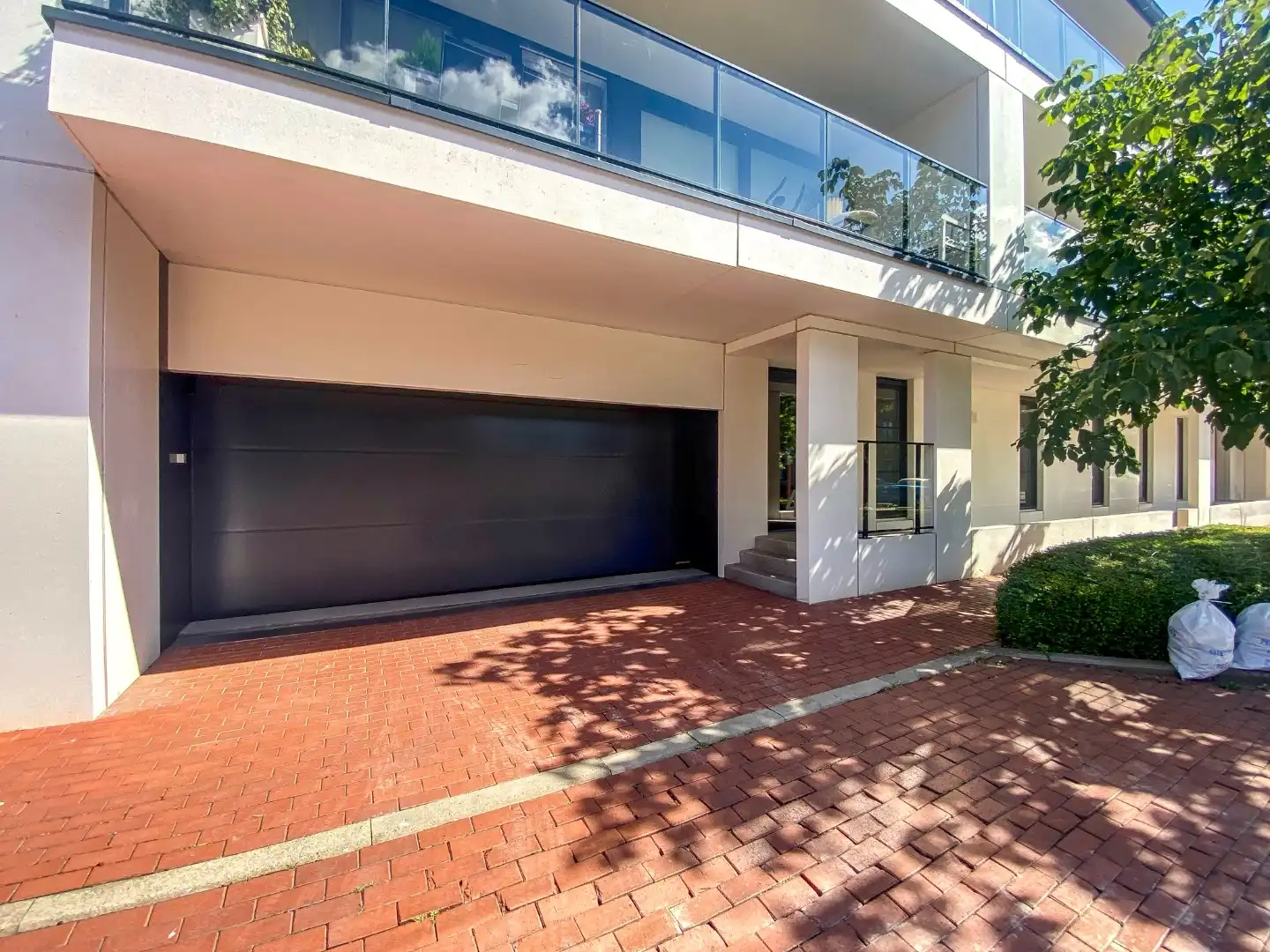 Ondergrondse privé-parkeerplaats te huur in het centrum van Nieuwpoort-Stad. foto 6