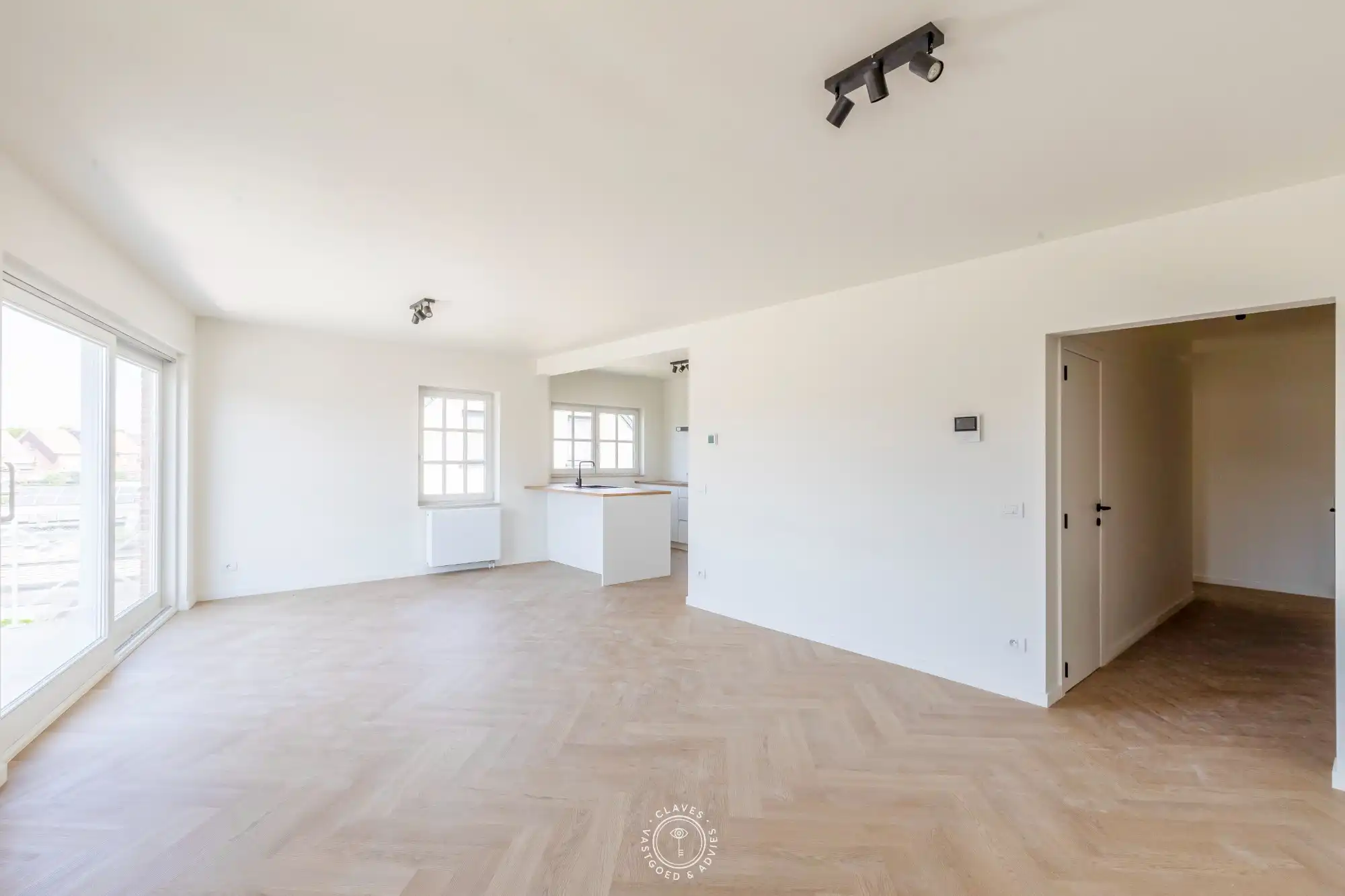 Dromerig dakappartement in vernieuwbouwd appartementsgebouw foto 3
