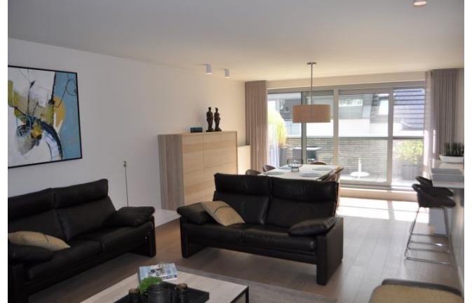 STIJLVOL EN KWALITATIEF 2 SLAAPKAMER APP IN CENTRUM BILZEN foto 5
